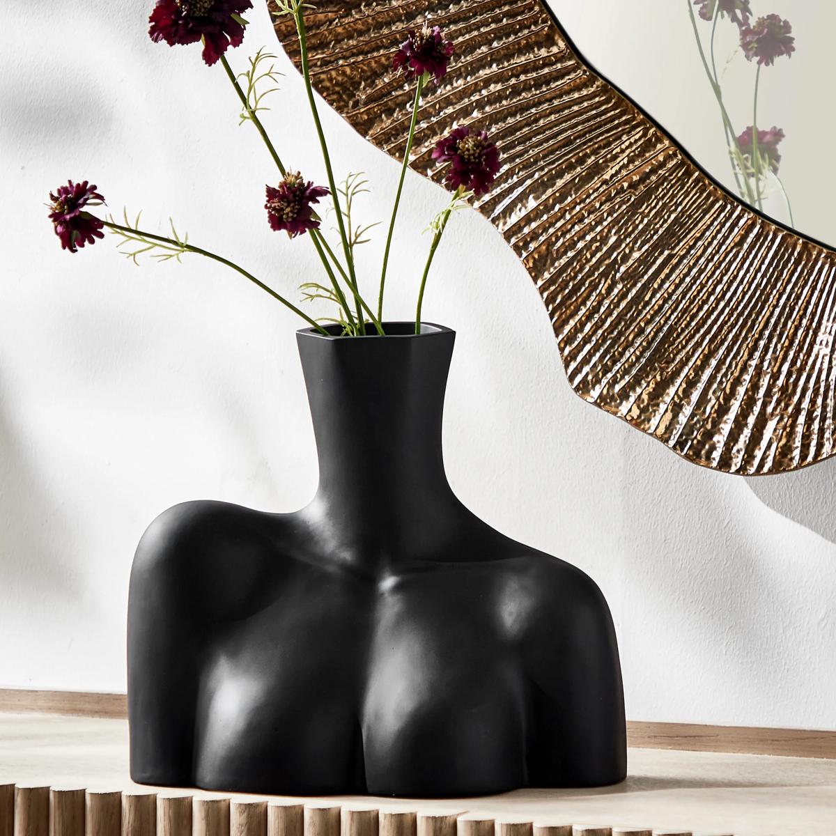Figure Vase - Black