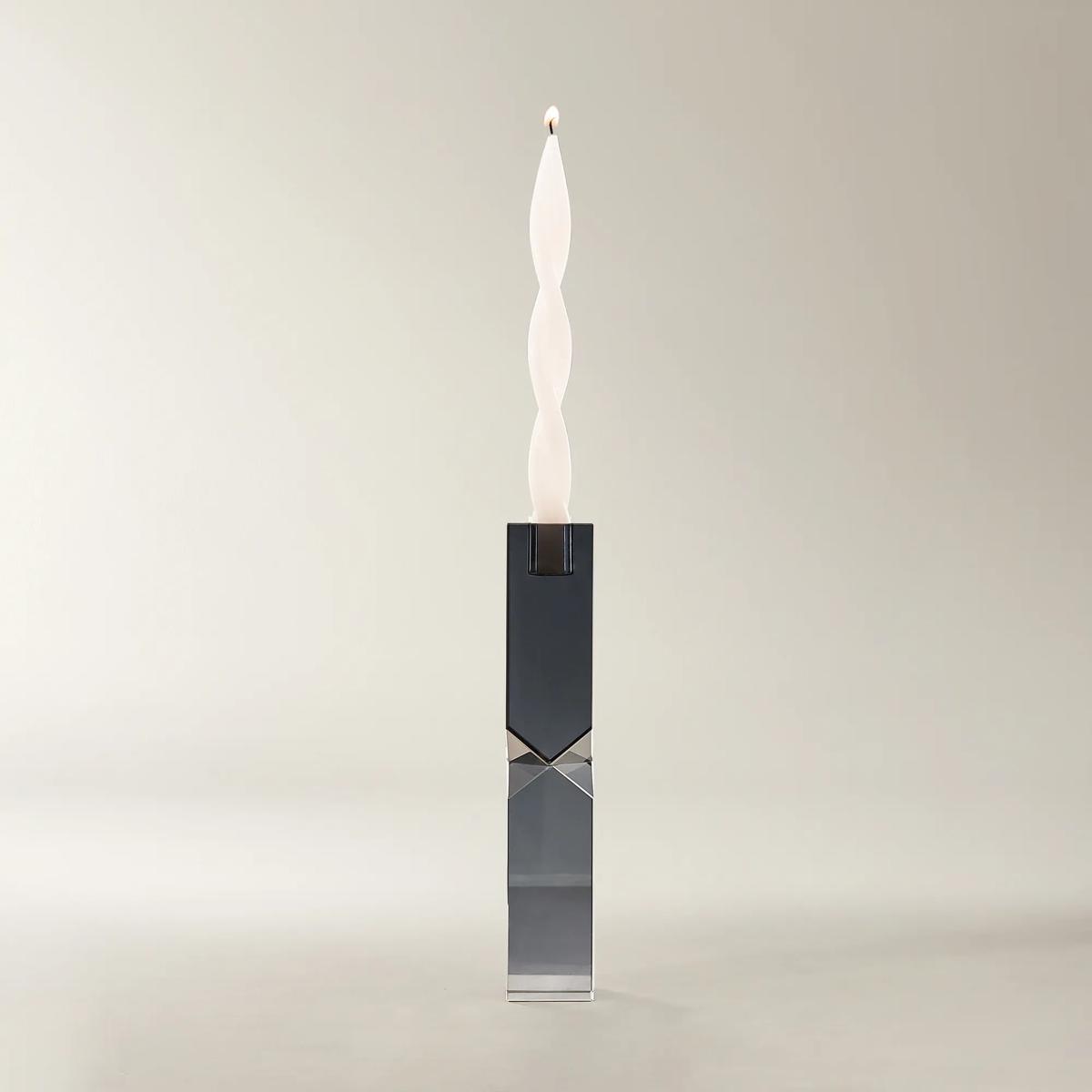 Mythos Taper Holder