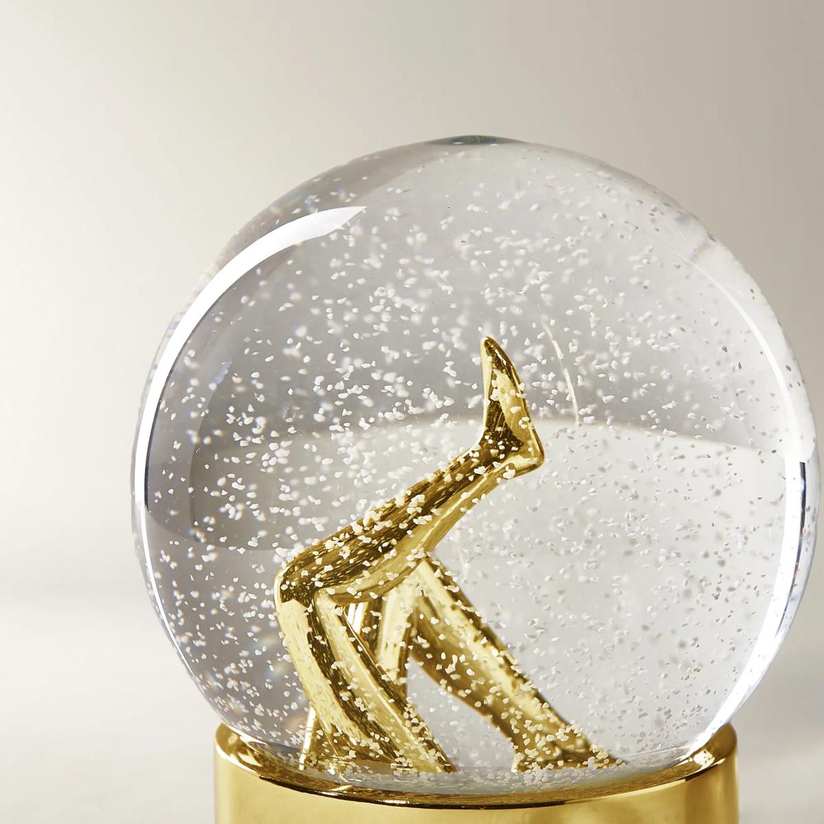 Golden Legs Globe