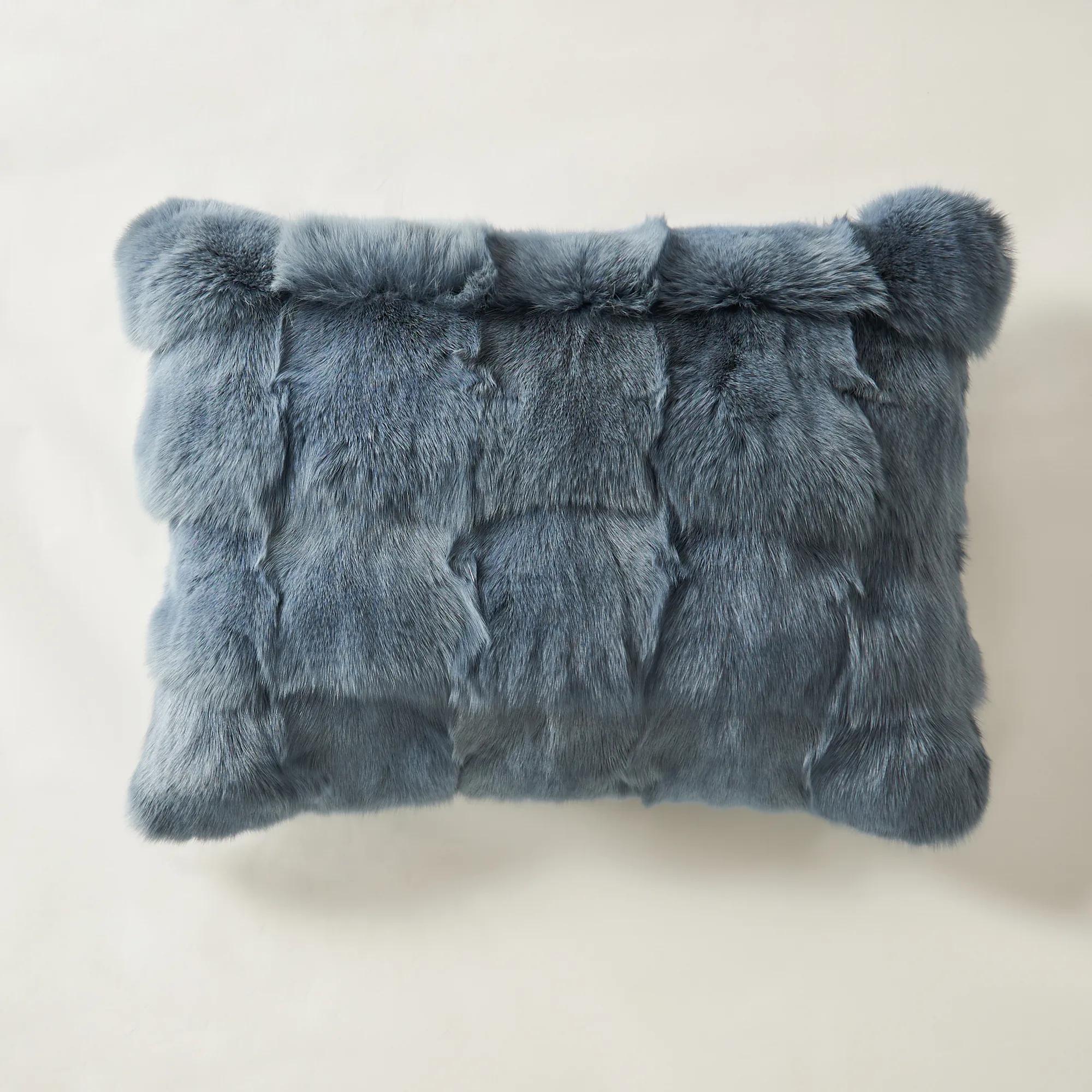 Fur Lumbar 14" x 20" - Blue