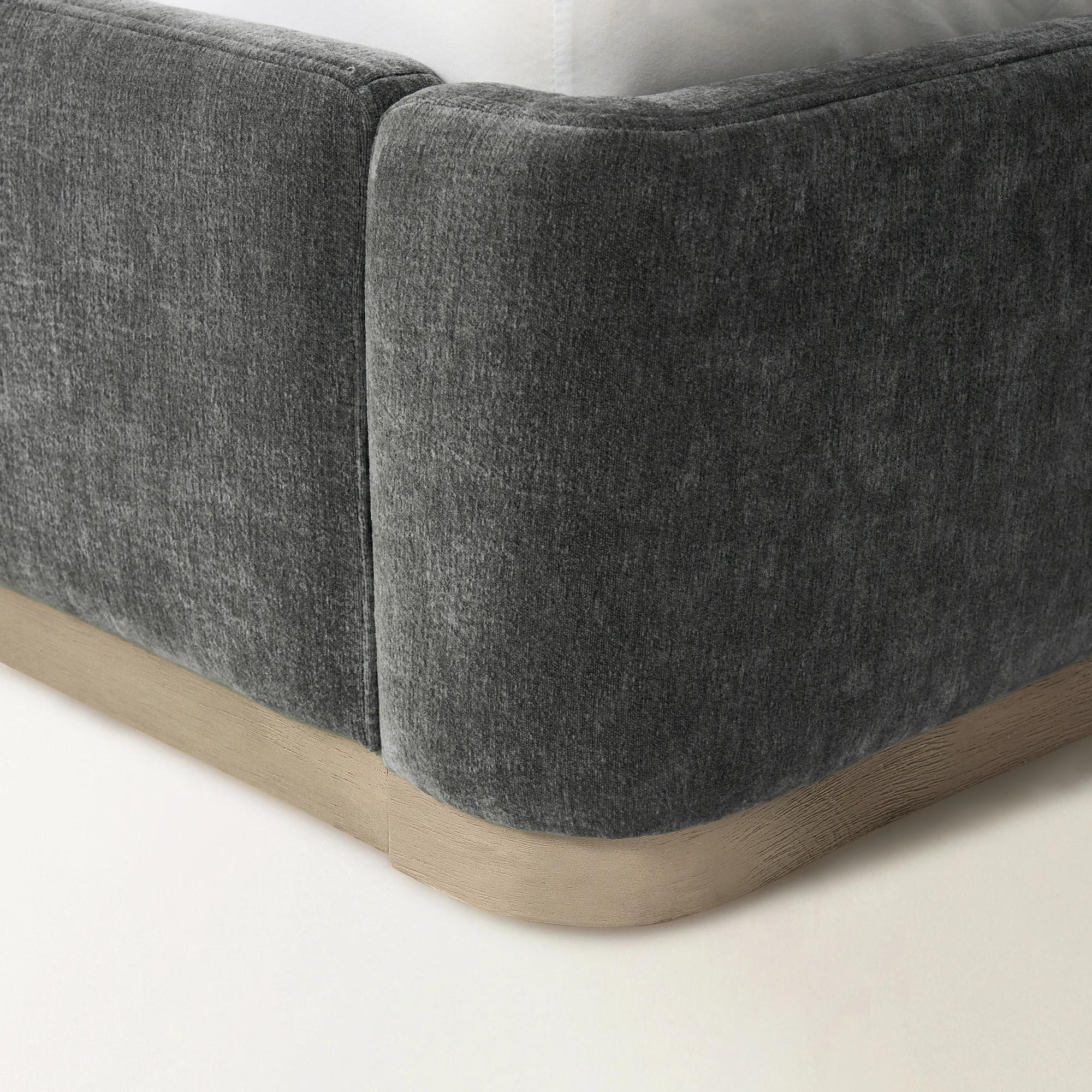 Glimmer Bed