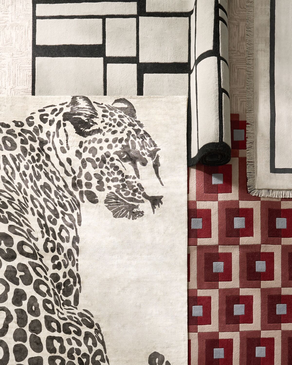 <p style='color:black'></p>