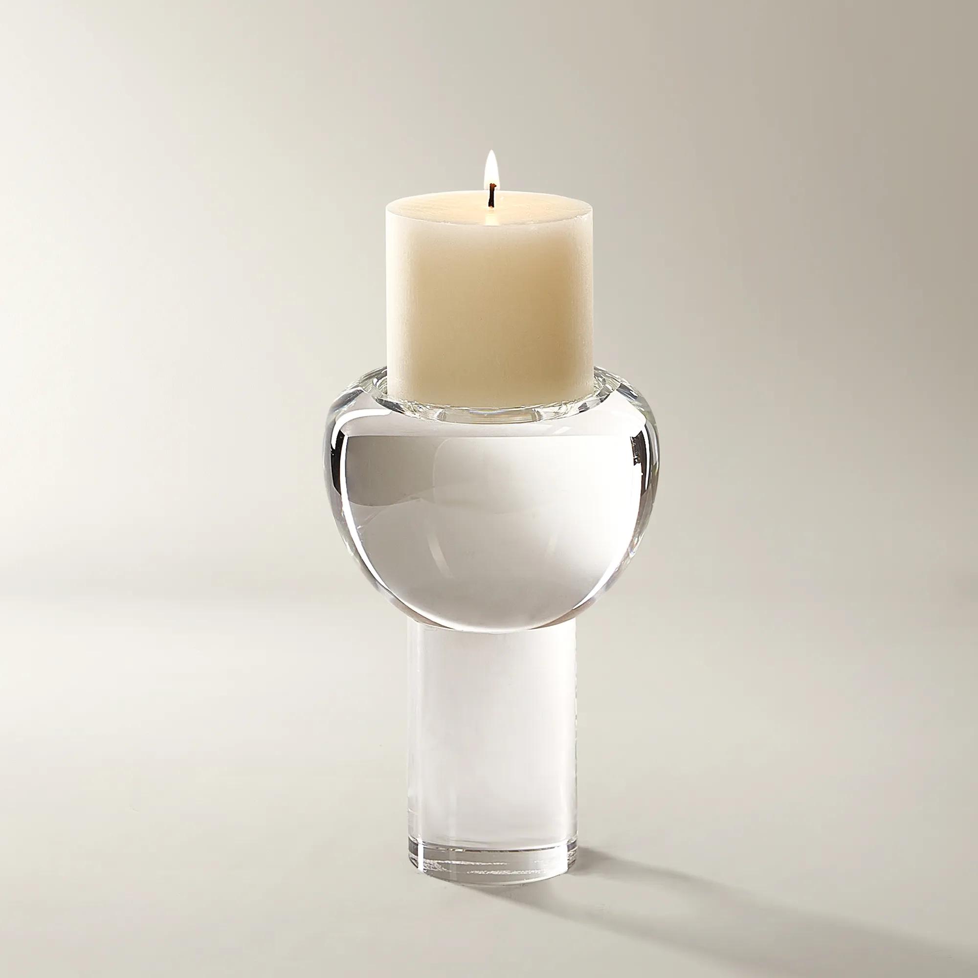 Serene Pillar Holder
