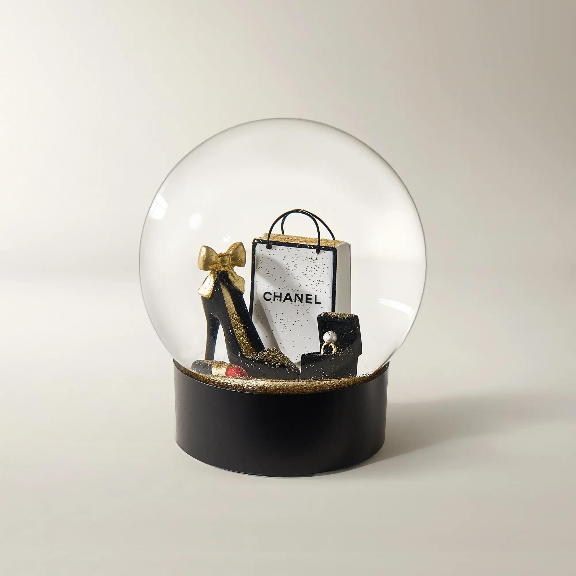 Shopping Snow Globe