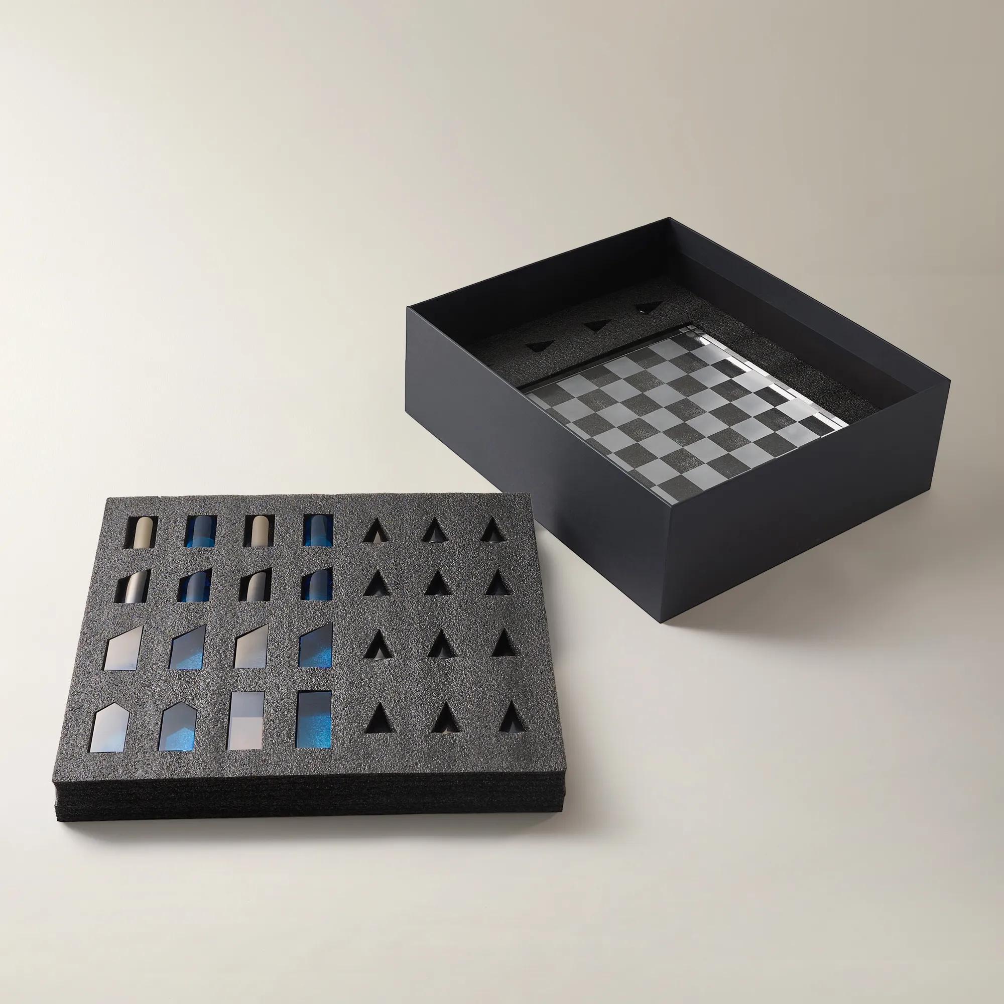 Crystal Chess - Blue and Grey
