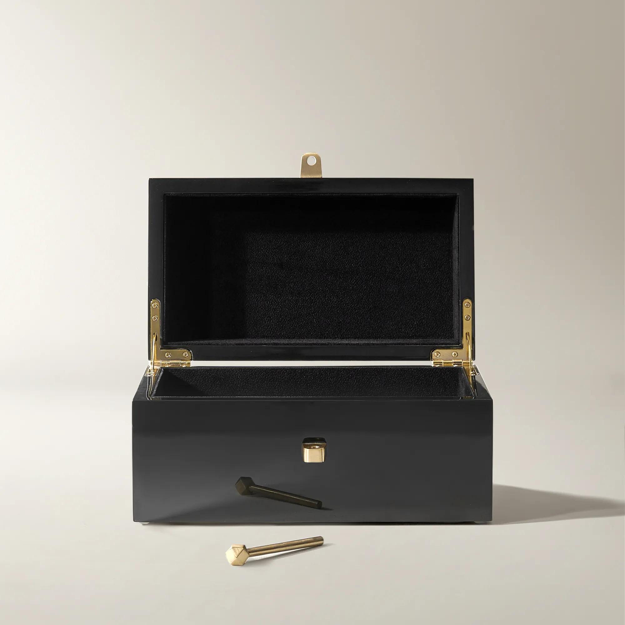 Tuxedo Box