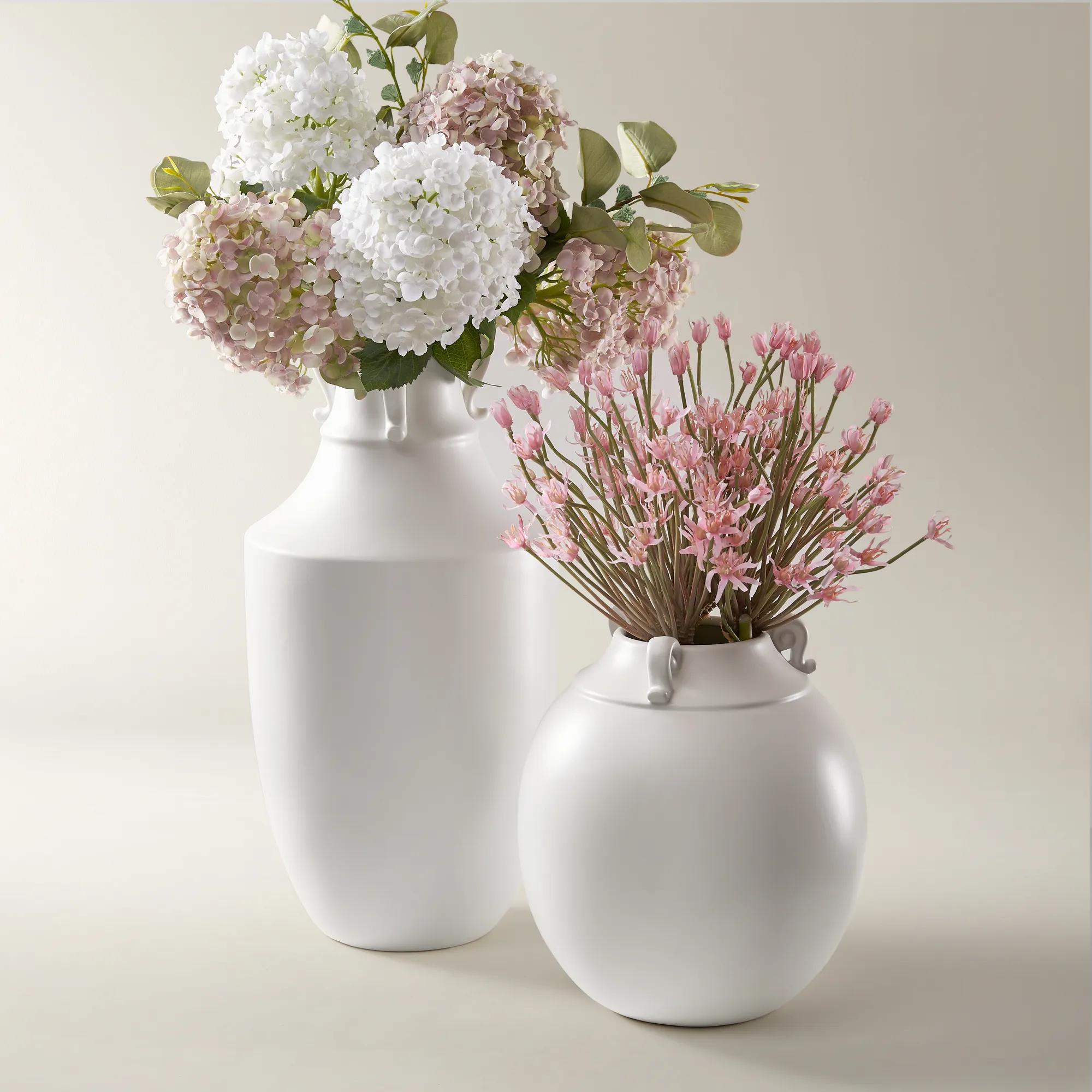 Amora Vase