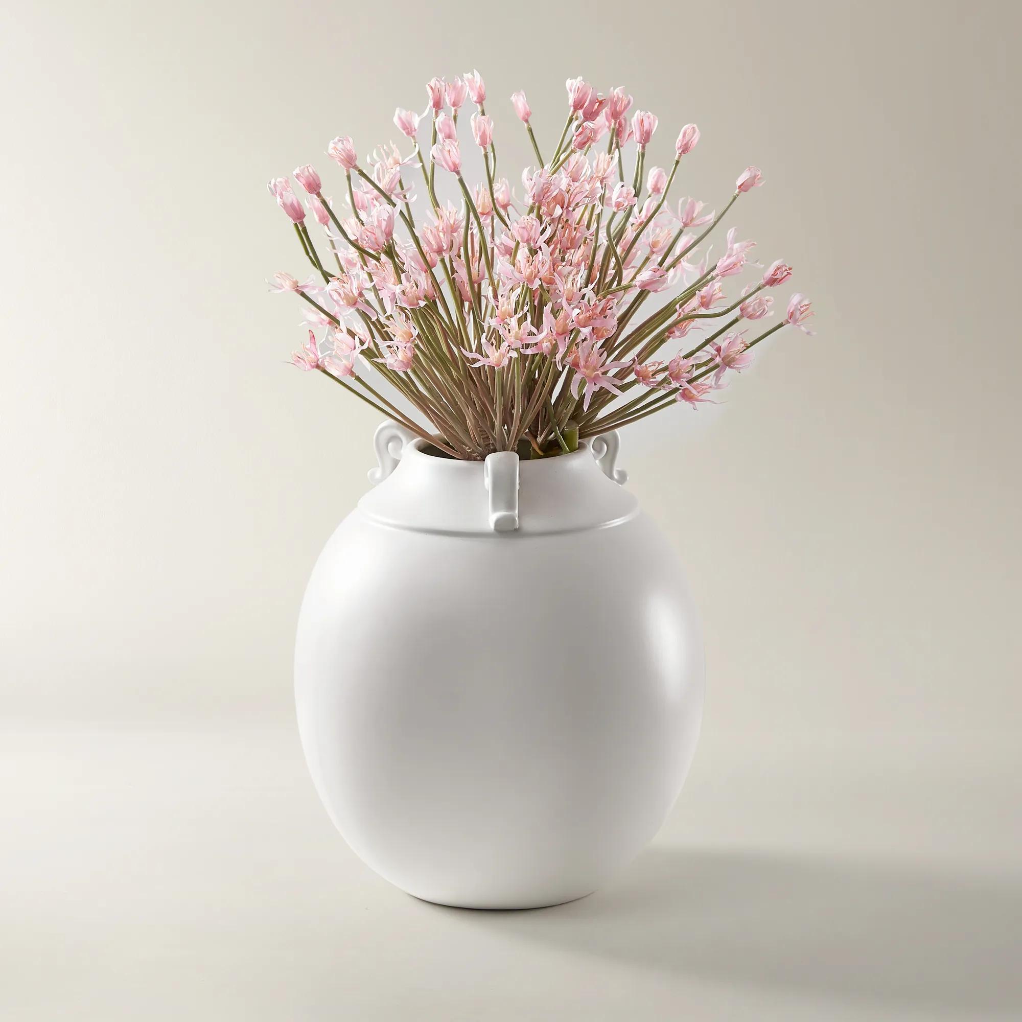 Amora Vase