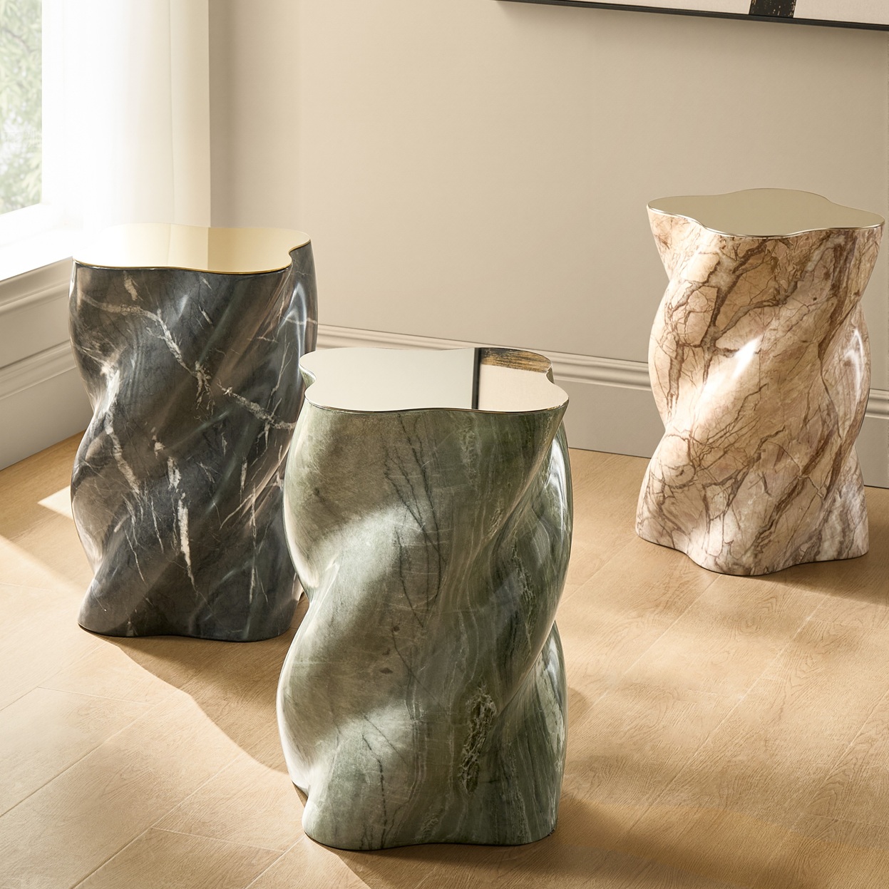 Vega Side Table (13.8")