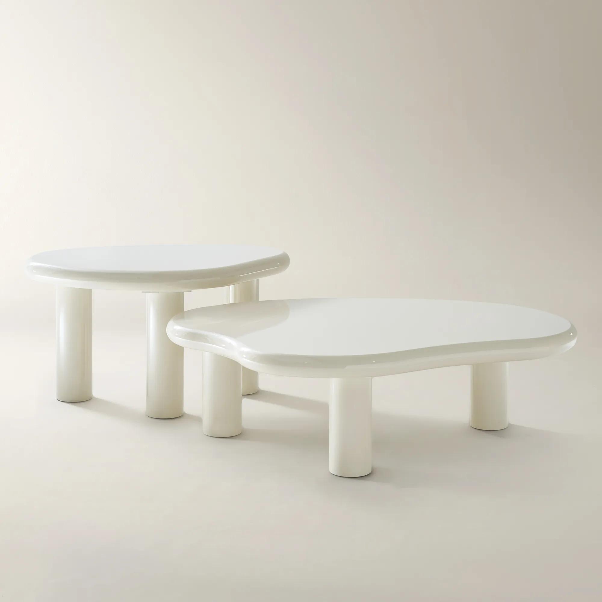 Iris Lacquer Nesting Coffee Table Set of 2 (36.3"-50.5") - White