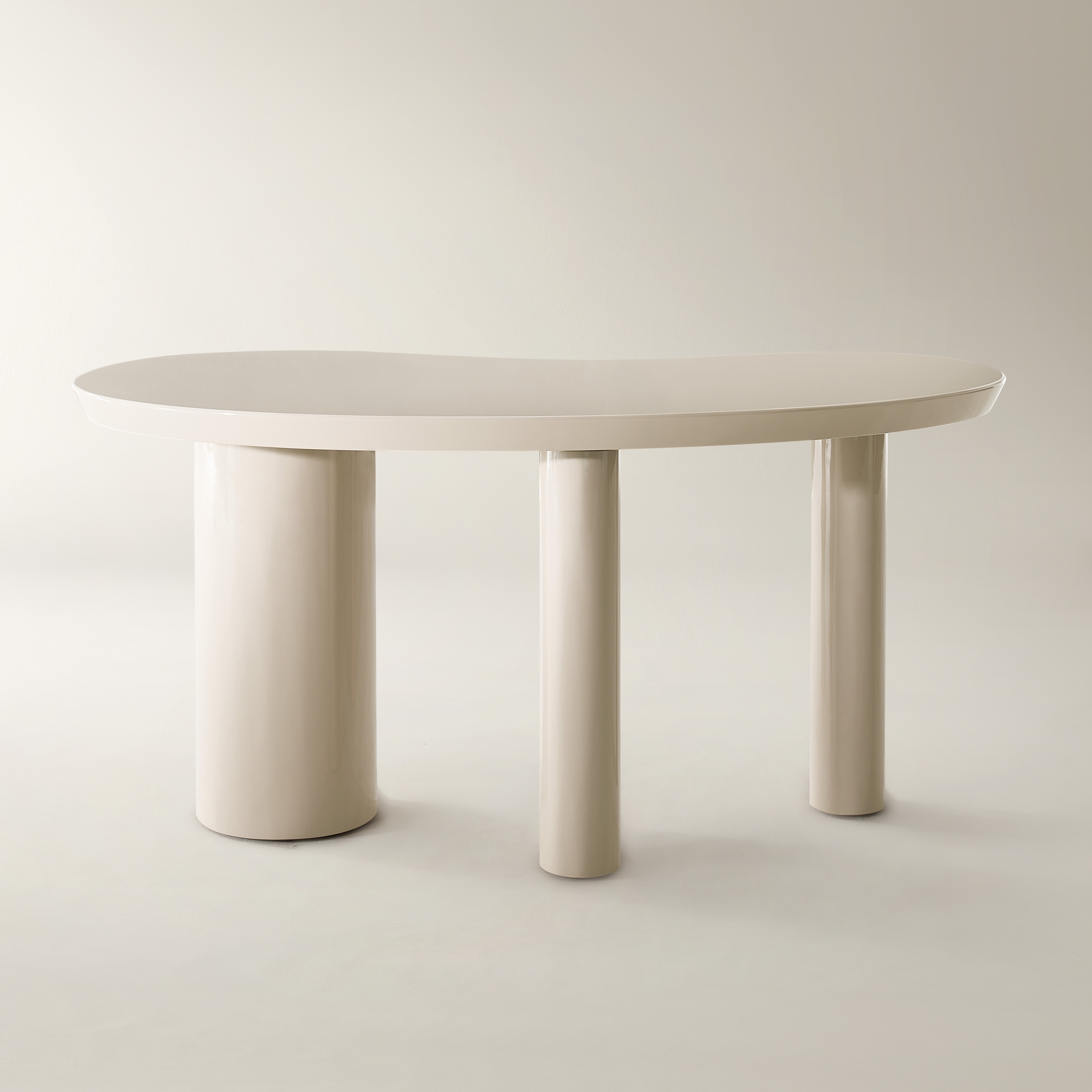 Nia Lacquered Desk (62") - Turtle Dove