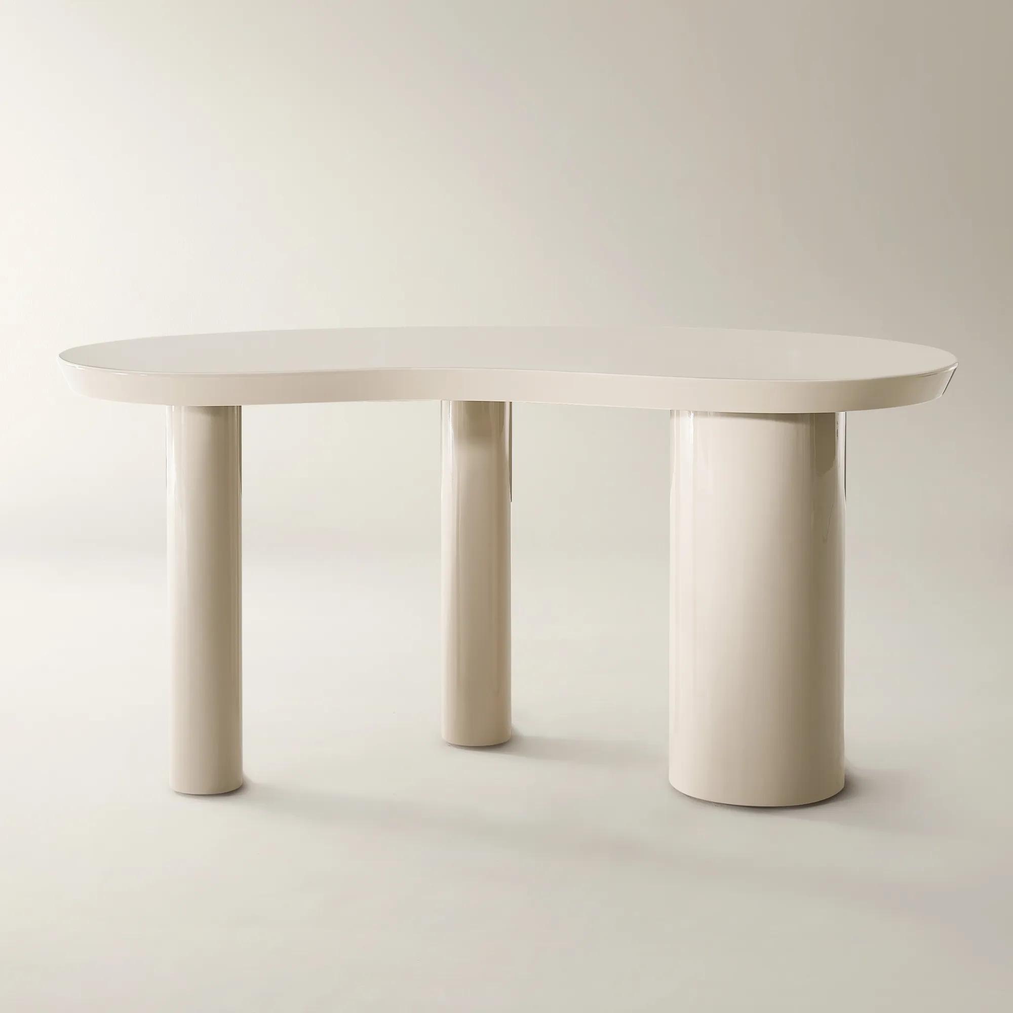 Nia Lacquered Desk (62") - Turtle Dove
