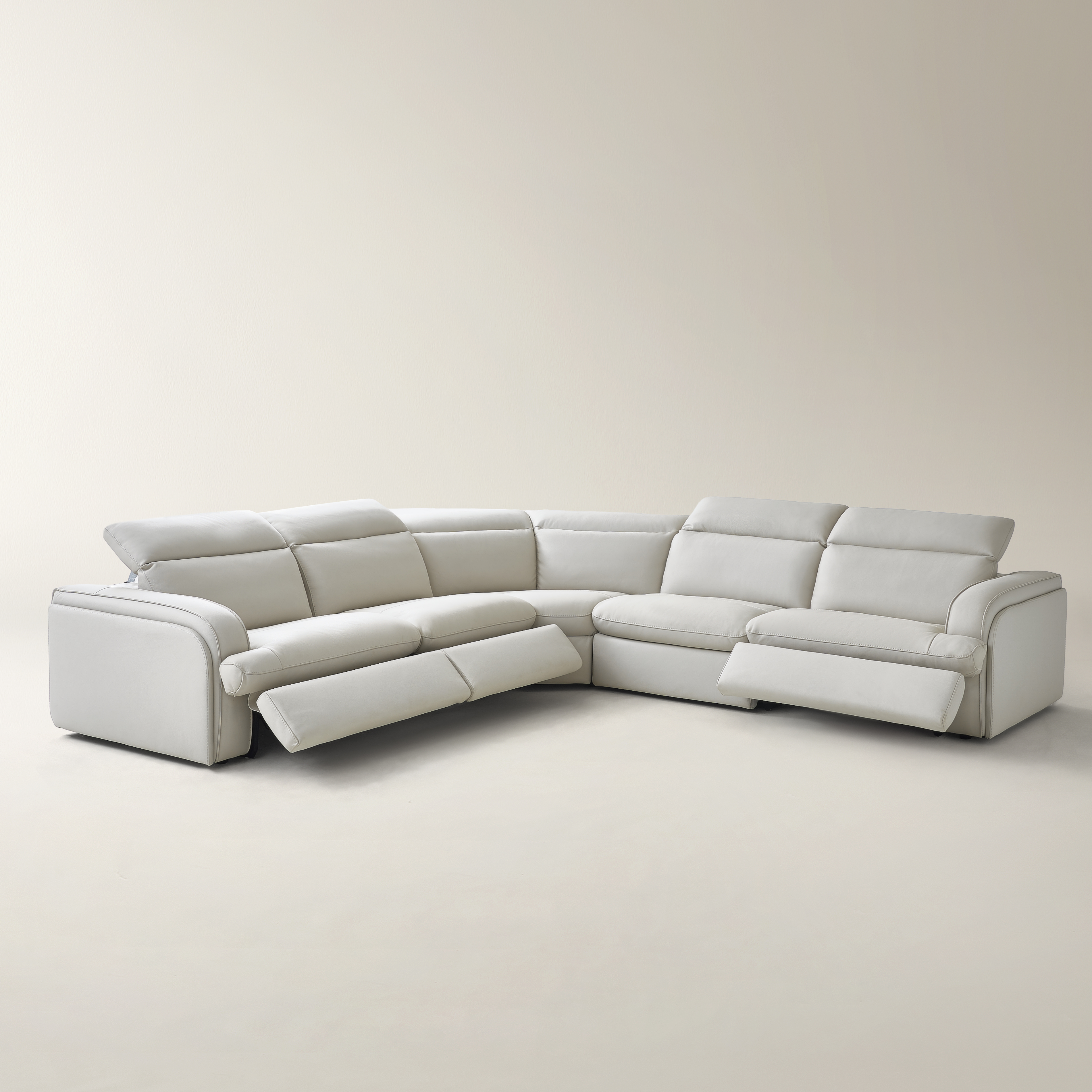 Terra 5-Piece Reclining Frost Leather Sectional