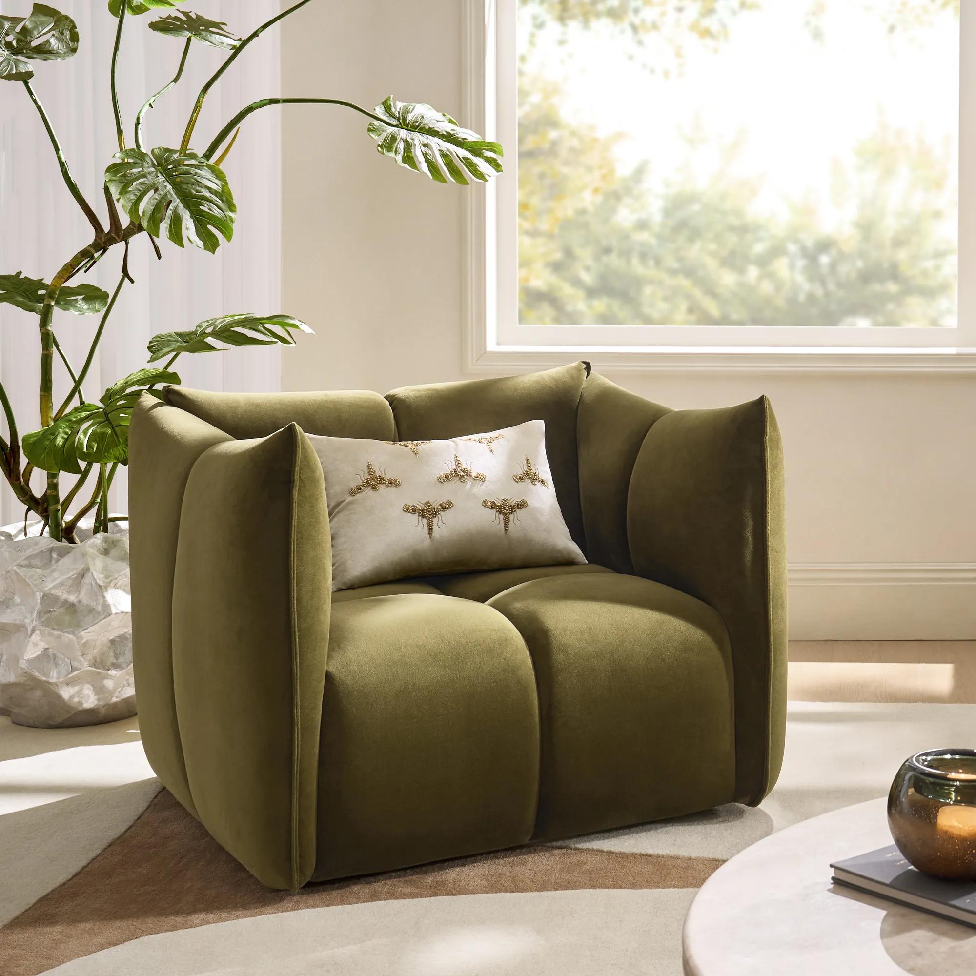 Reina Tufted Deep Olive Velvet Swivel Chair