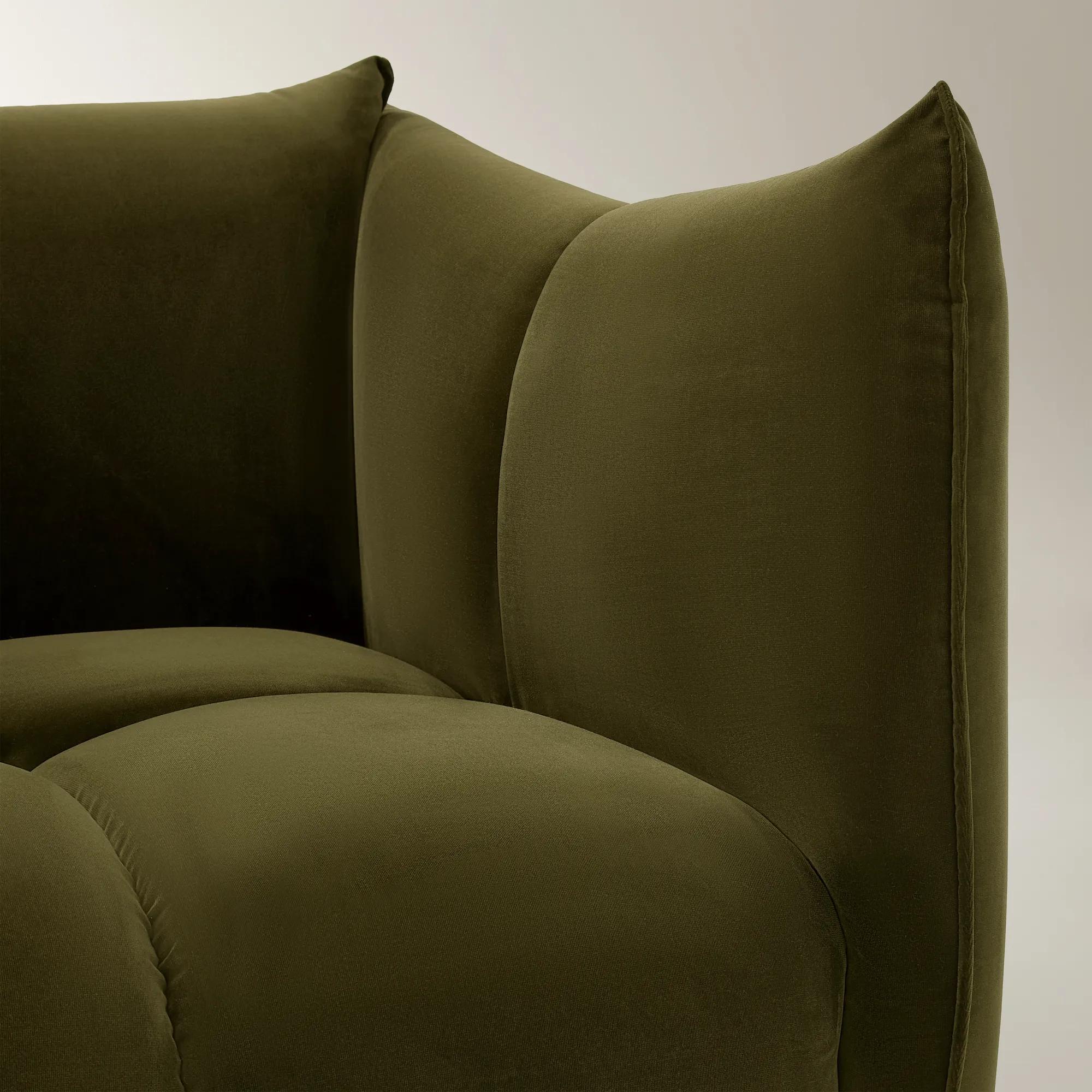 Reina Tufted Deep Olive Velvet Swivel Chair