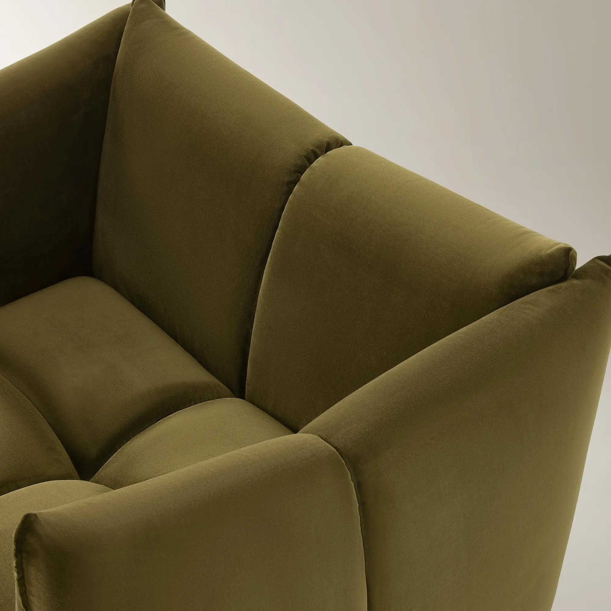 Reina Tufted Deep Olive Velvet Swivel Chair