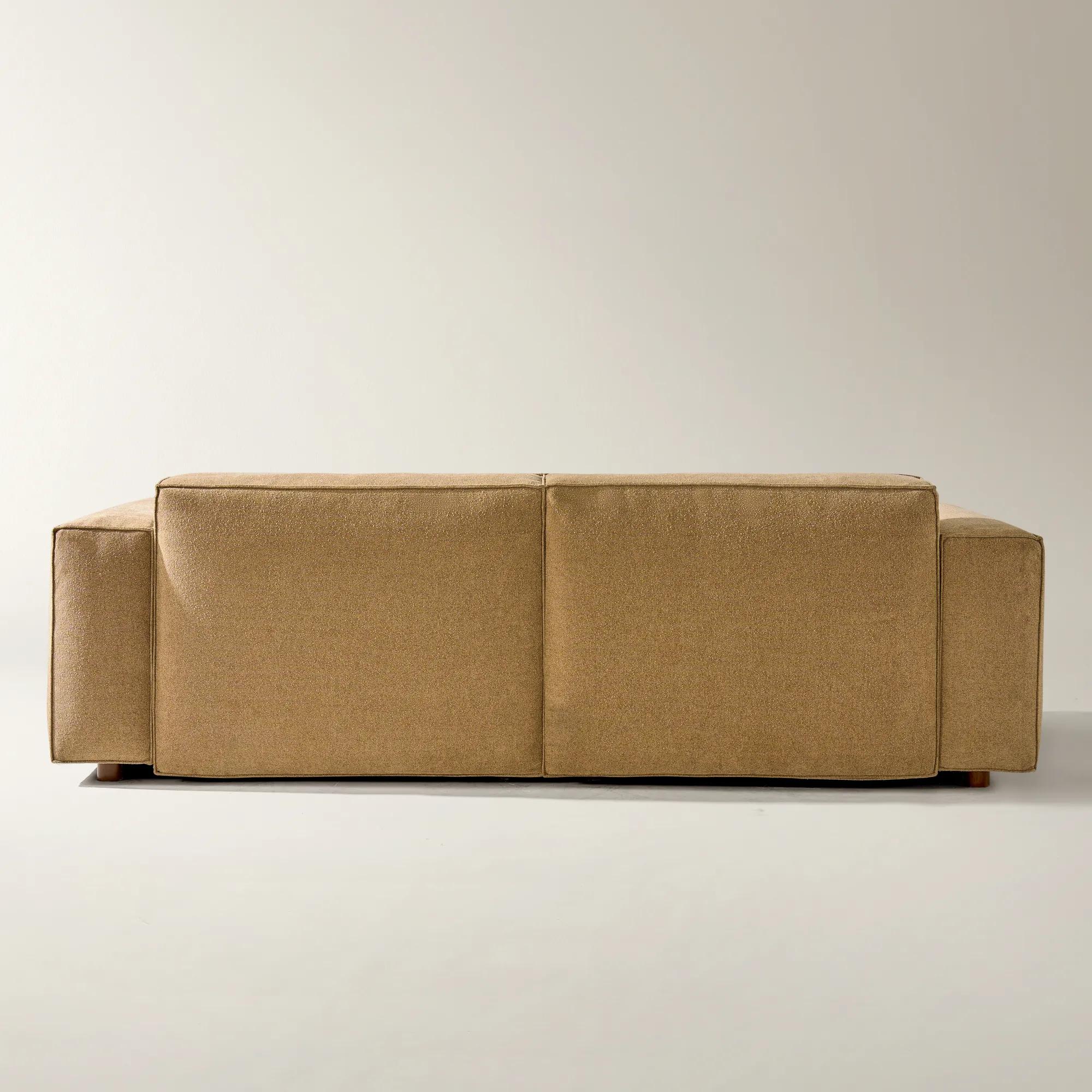 Arisa Sofa