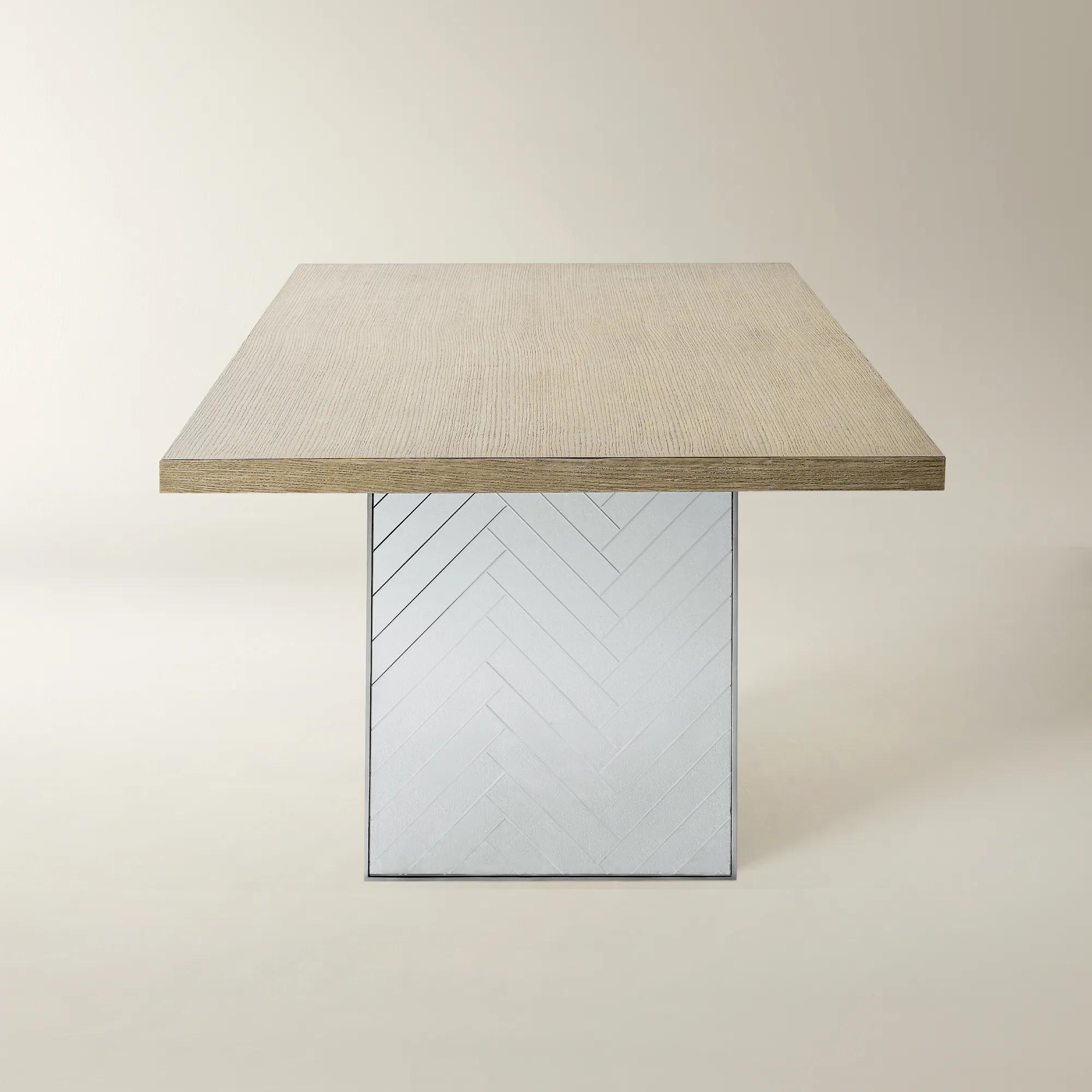 Glimmer Dining Table