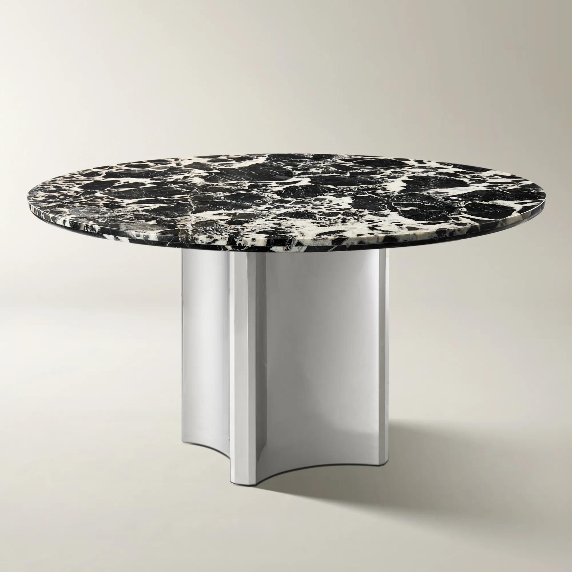 Ventane Dining Table