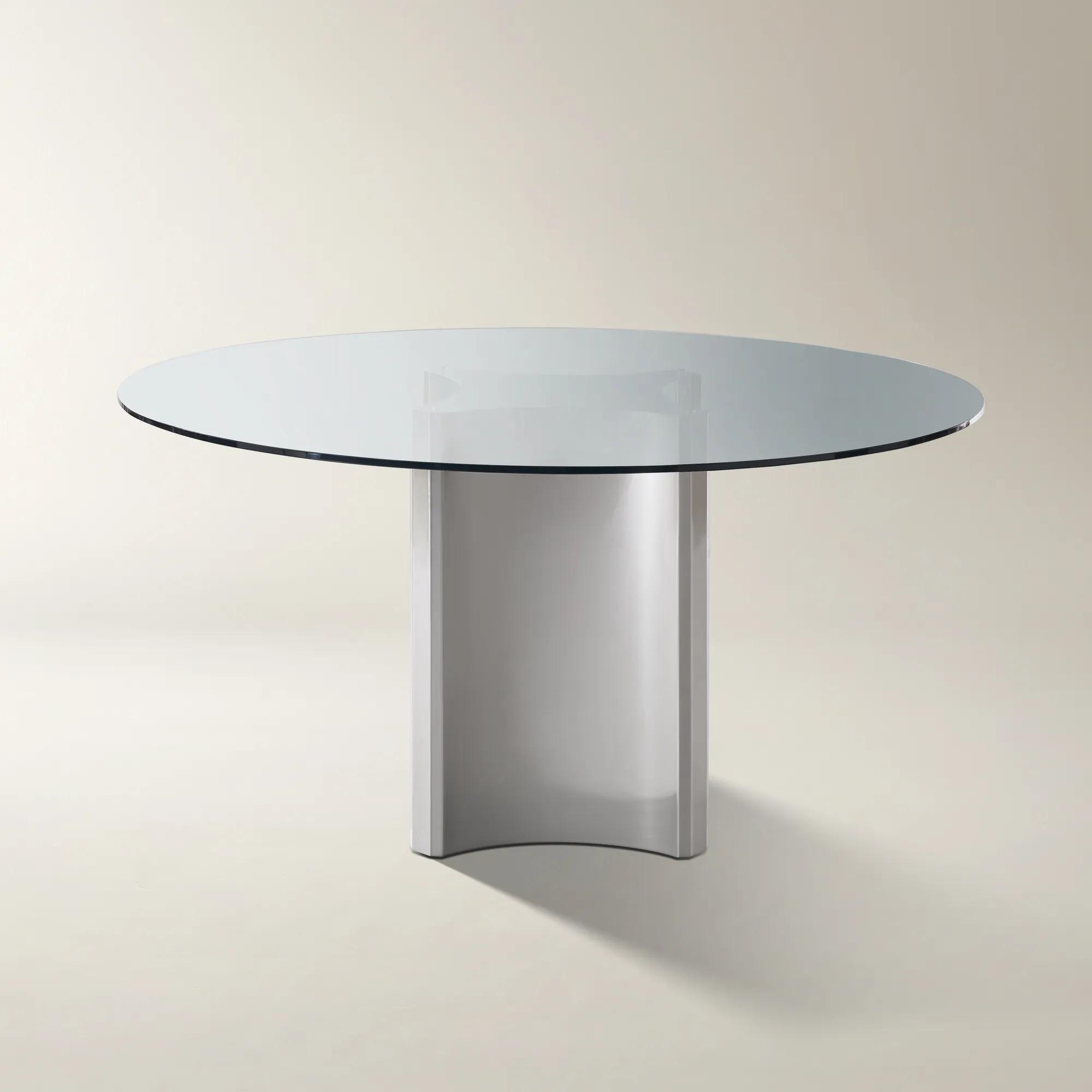 Ventane Dining Table