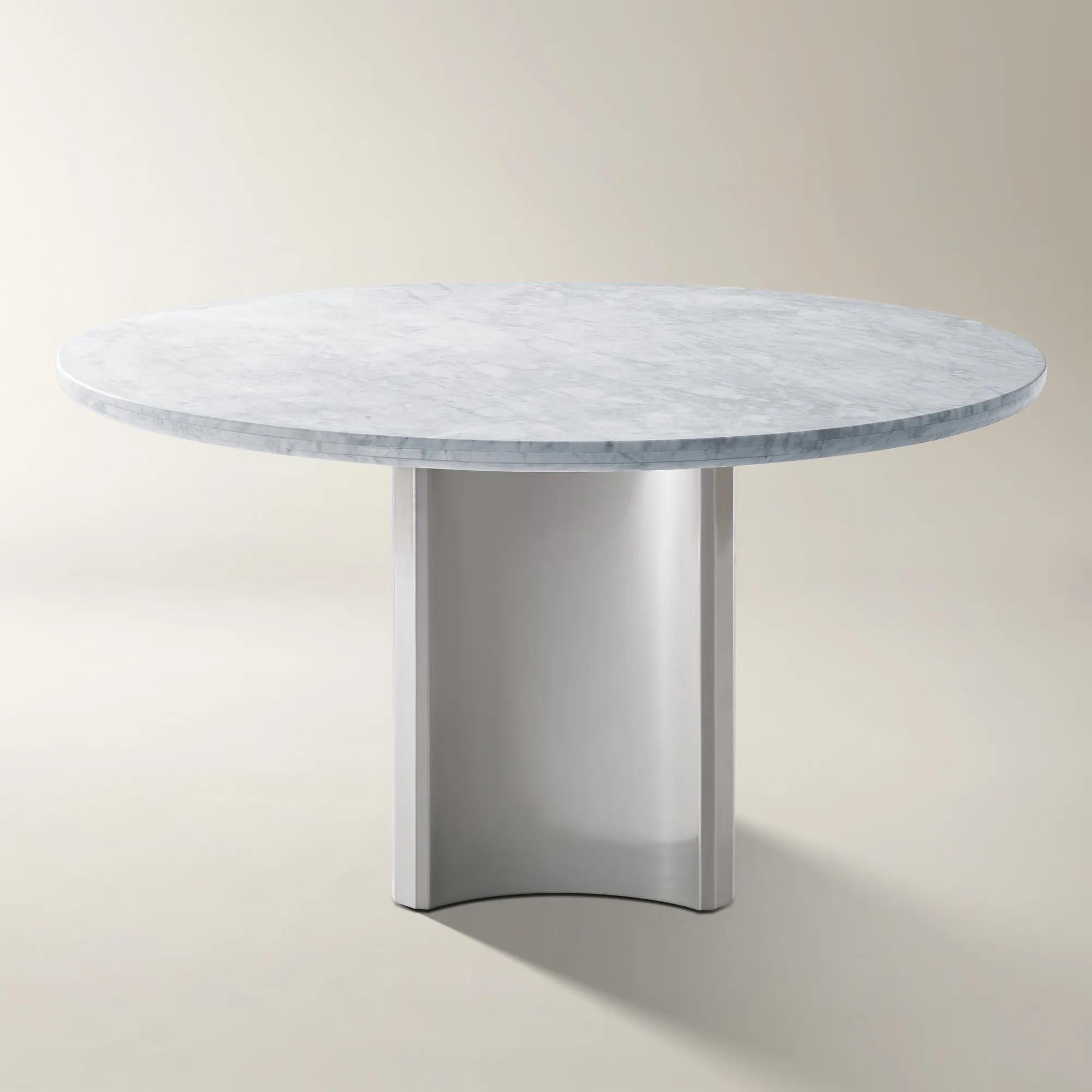 Ventane Dining Table