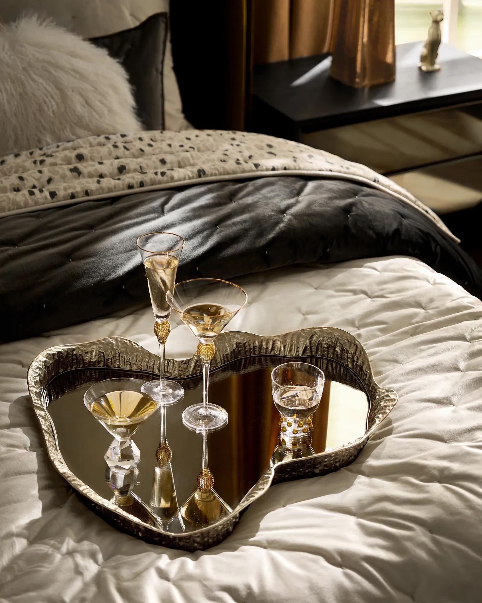 Nemera Reversible Velvet & Leopard Quilt Set - Alabaster/Leopard