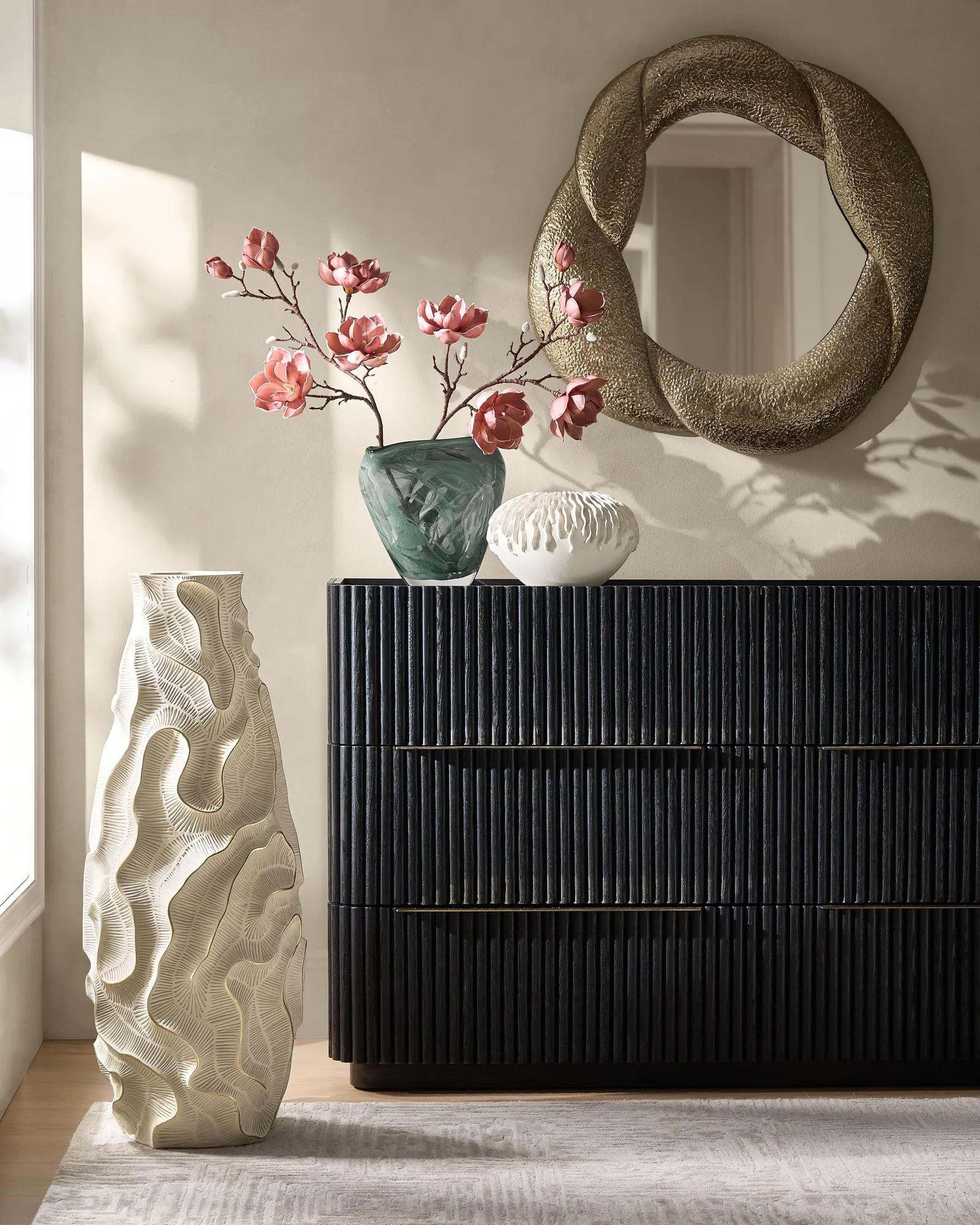 Madre Vase