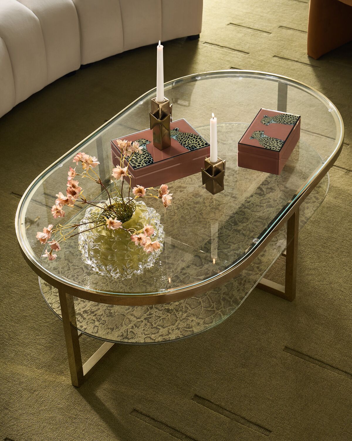 <p style='color:white'></p>