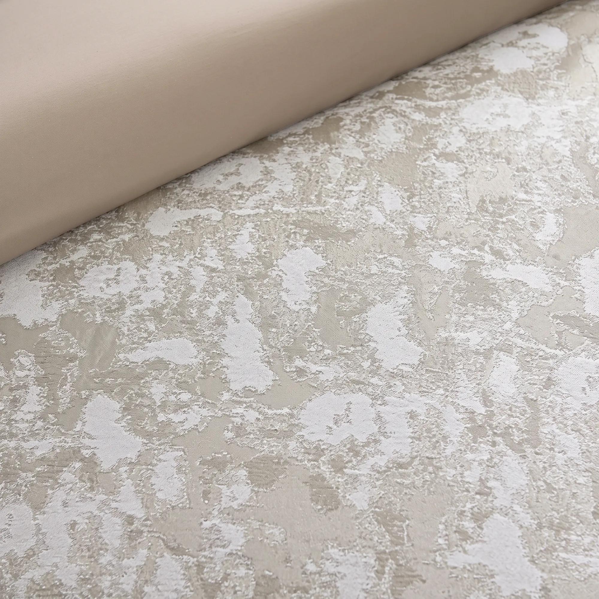 Nimbus Jacquard Metallic Champagne and Silver Bedding Set