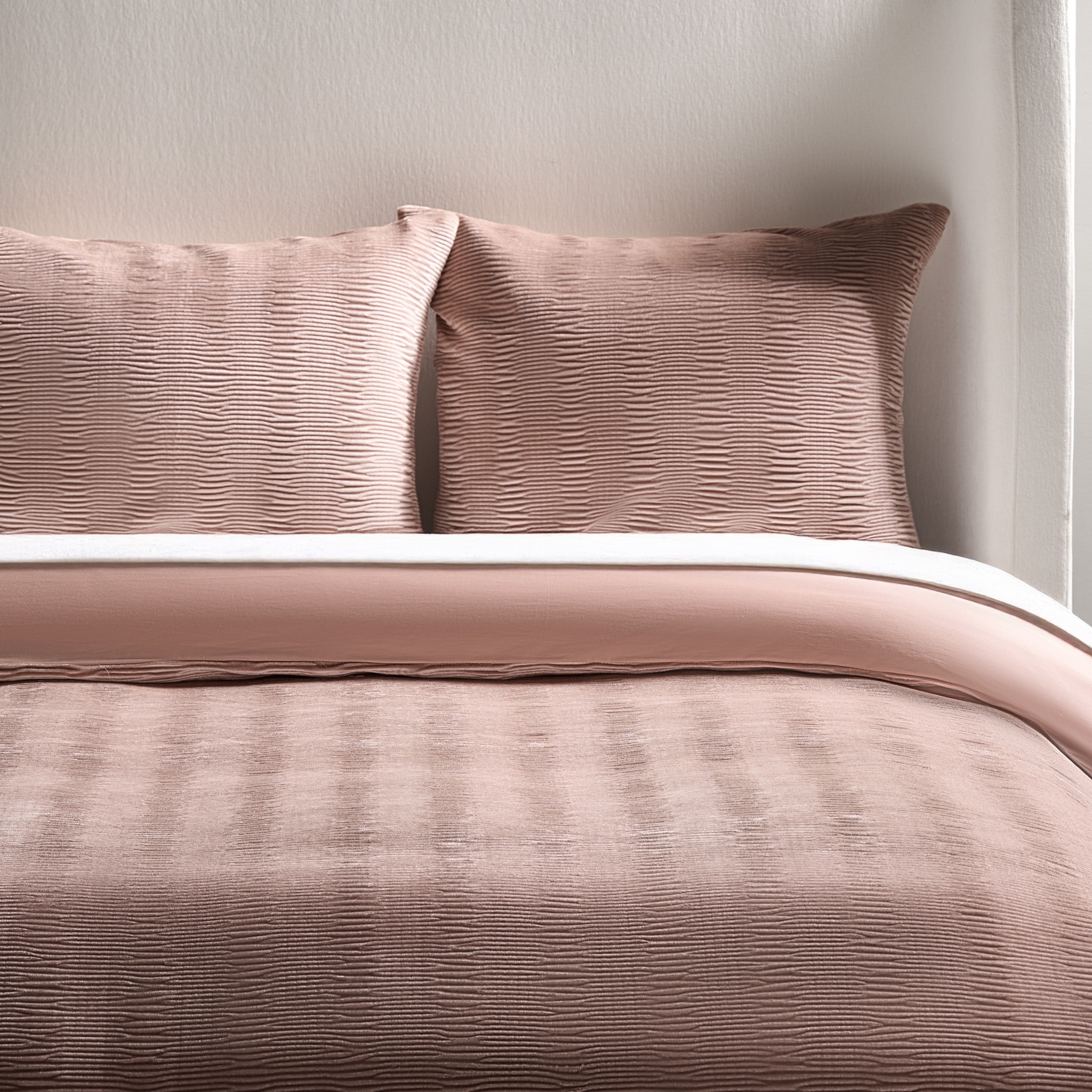 Vera Velvet Bedding Set - Mocha Rose