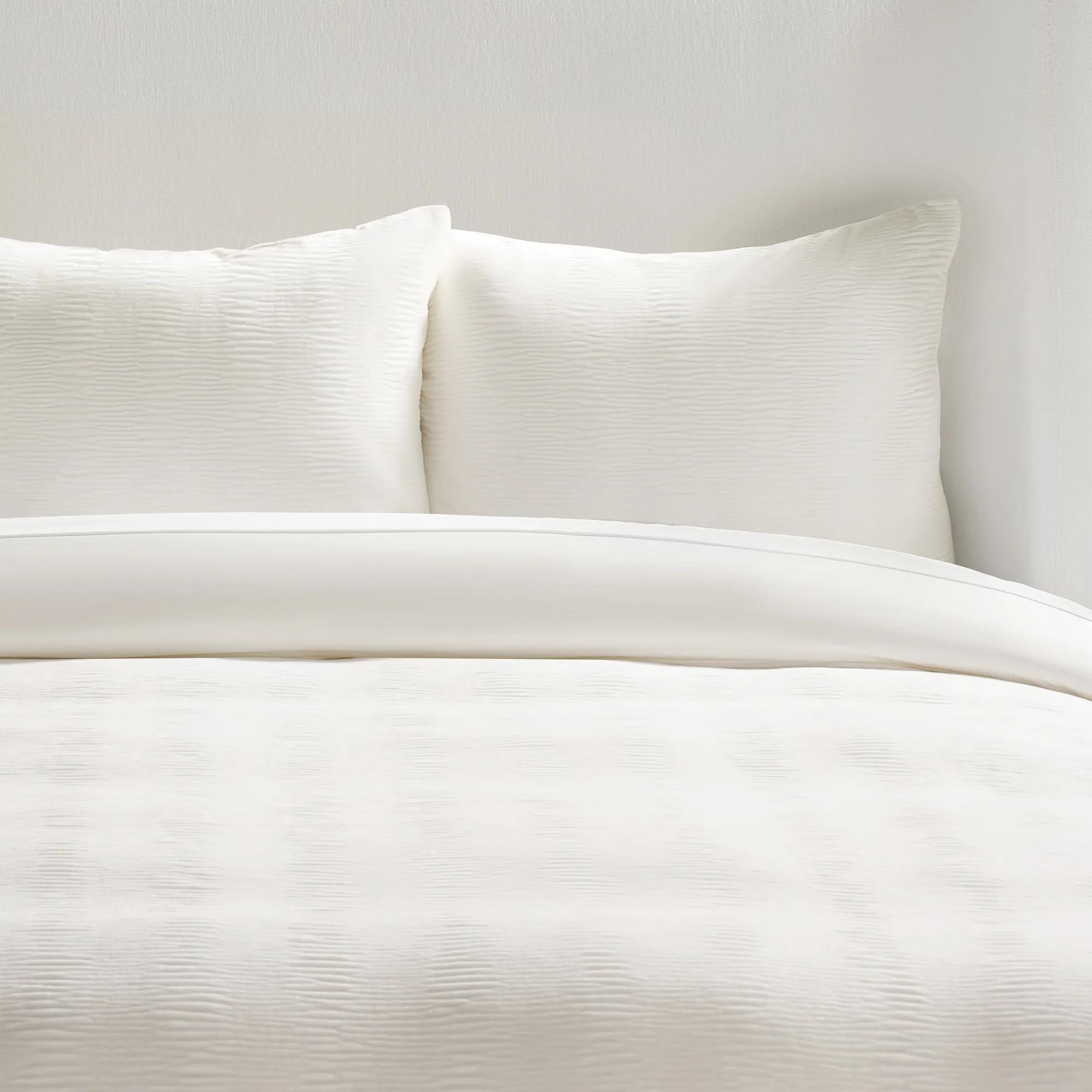 Vera Velvet Bedding Set - Cloud