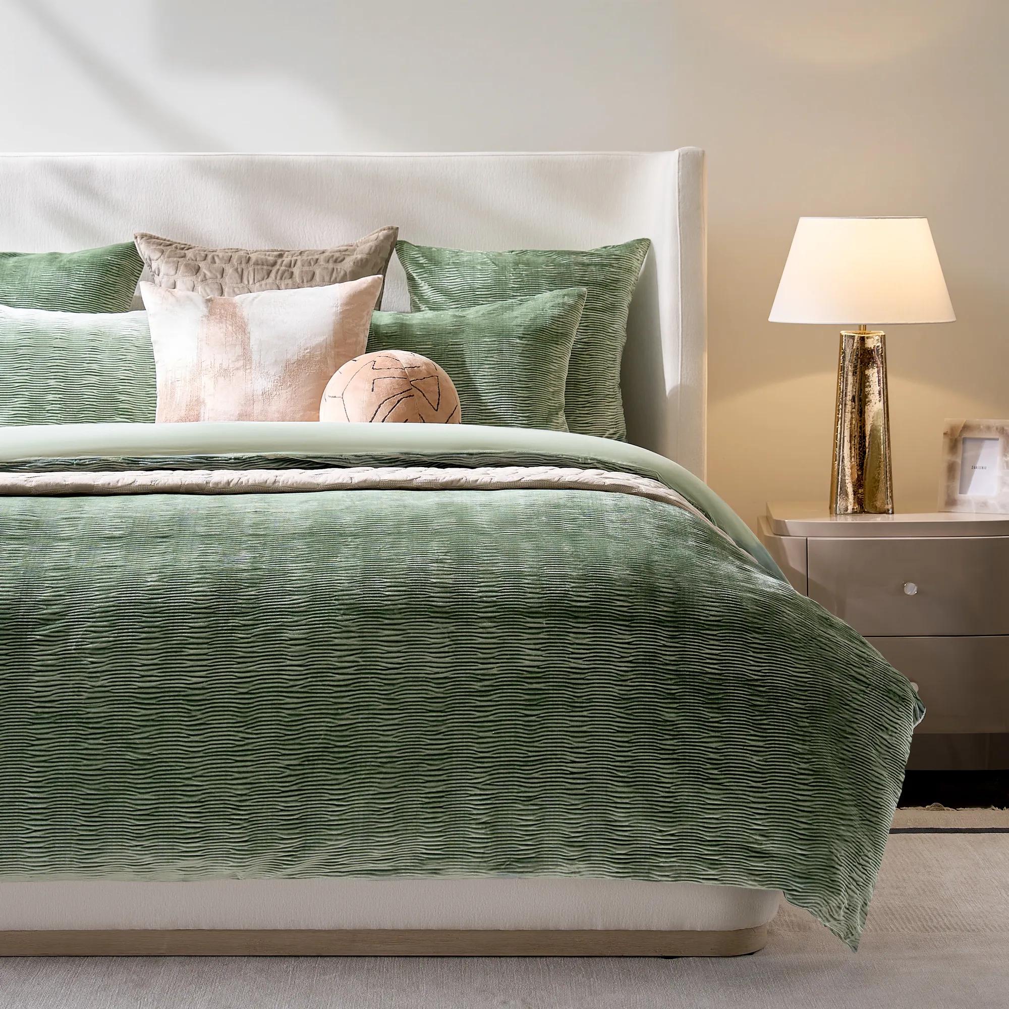 Vera Velvet Bedding Set - Malachite Green