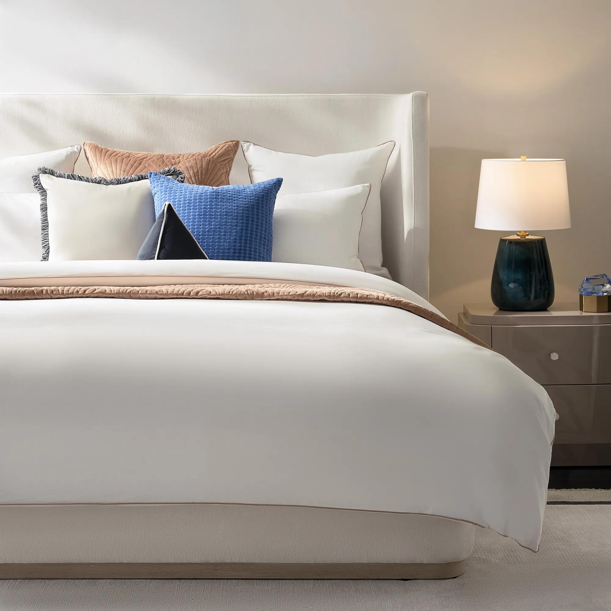 Sarla Contrast Cotton Percale Bedding Set - White/Tan