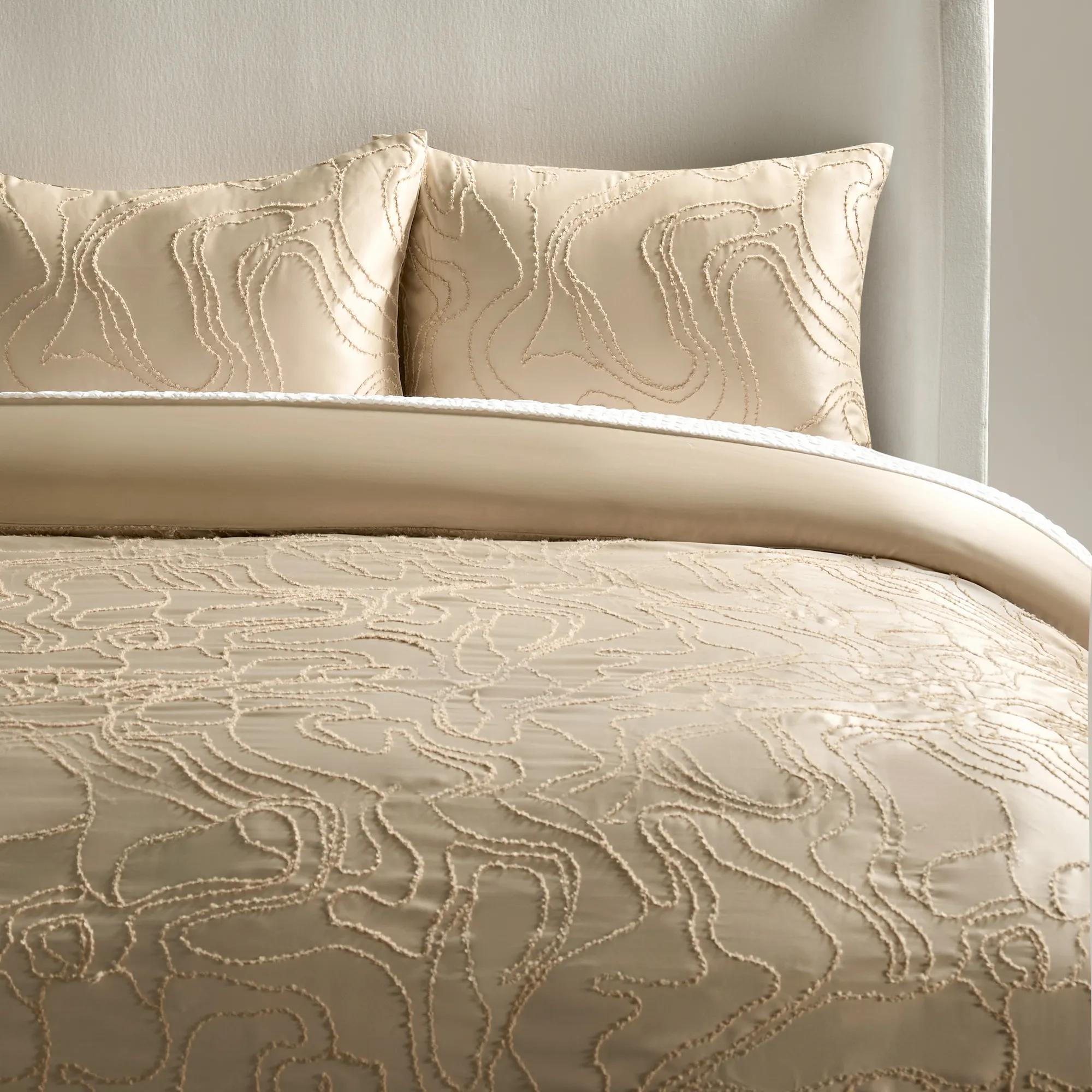 Noa Embroidered Bedding Set - Champagne Beige