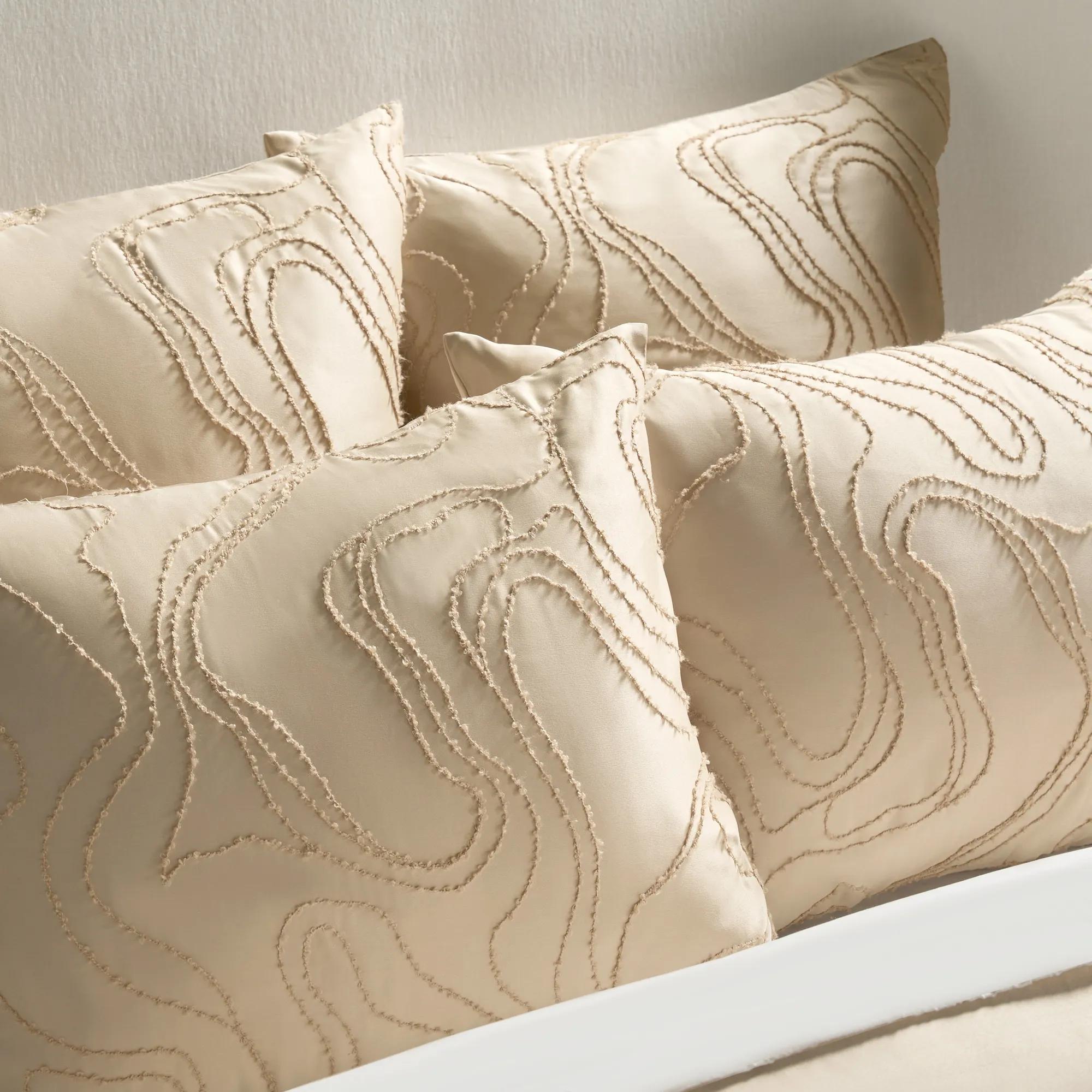 Noa Embroidered Bedding Set - Champagne Beige