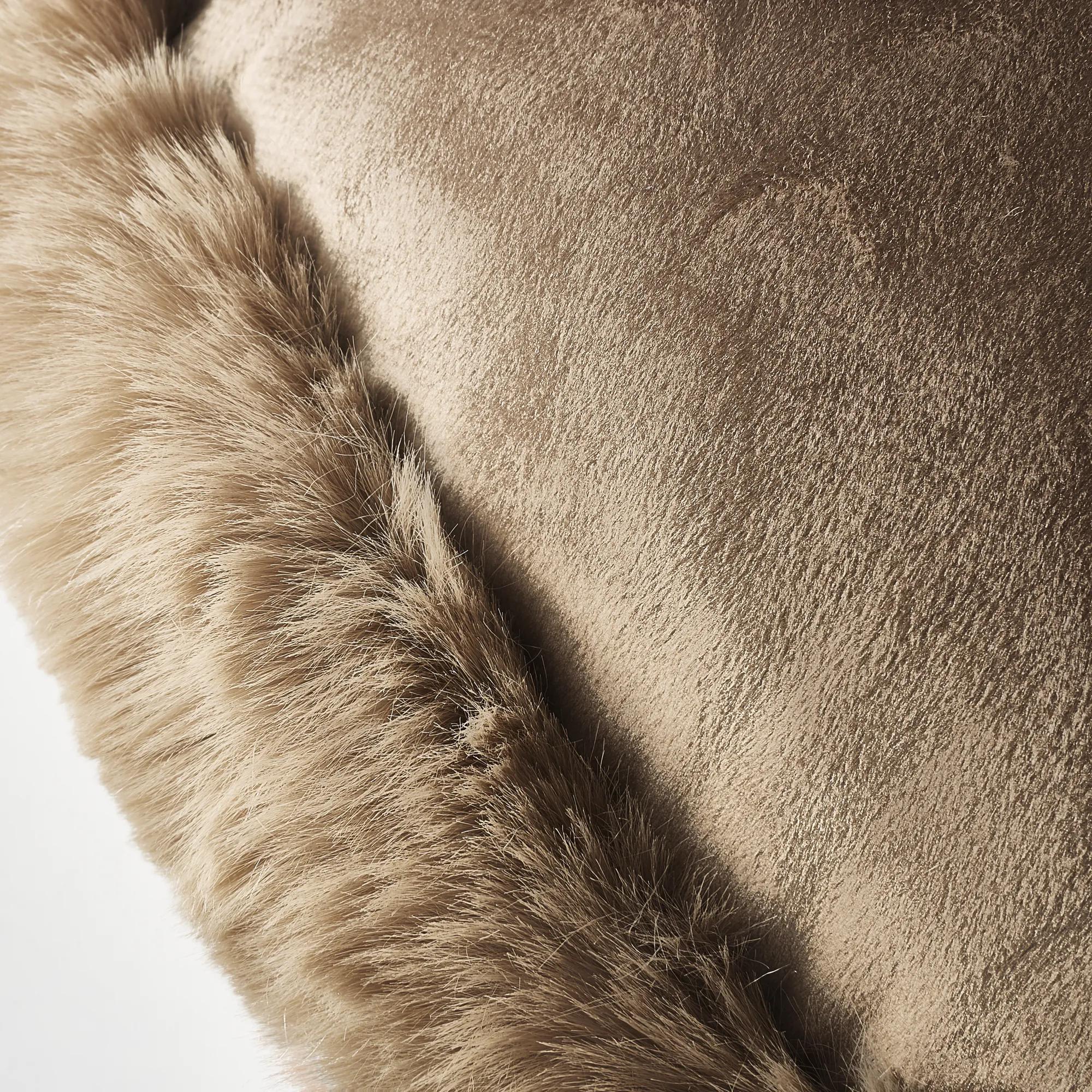 Shay Faux Fur Round Pillow 18" - Rich Mocha