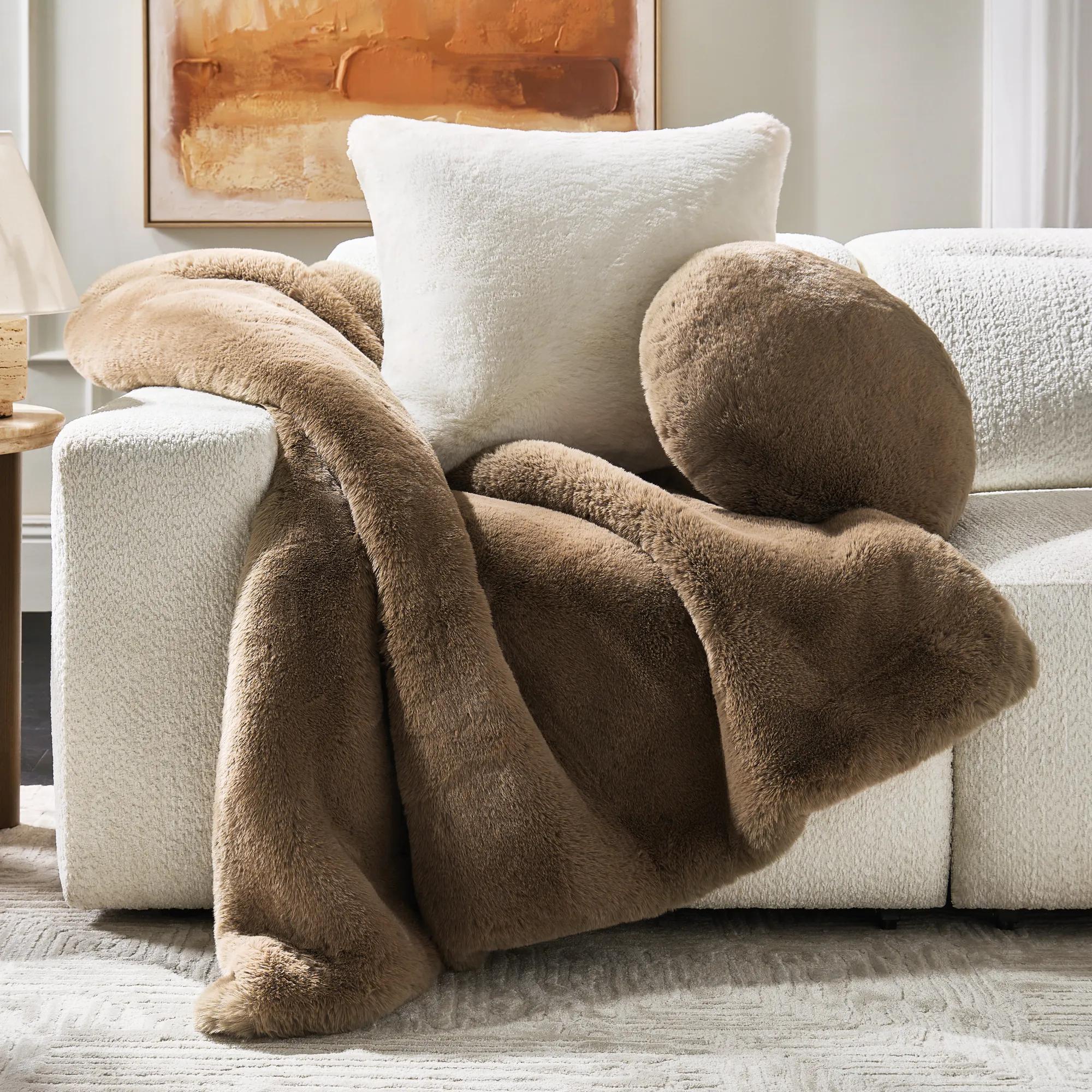 Shay Faux Fur Throw 50" X 60" - Rich Mocha