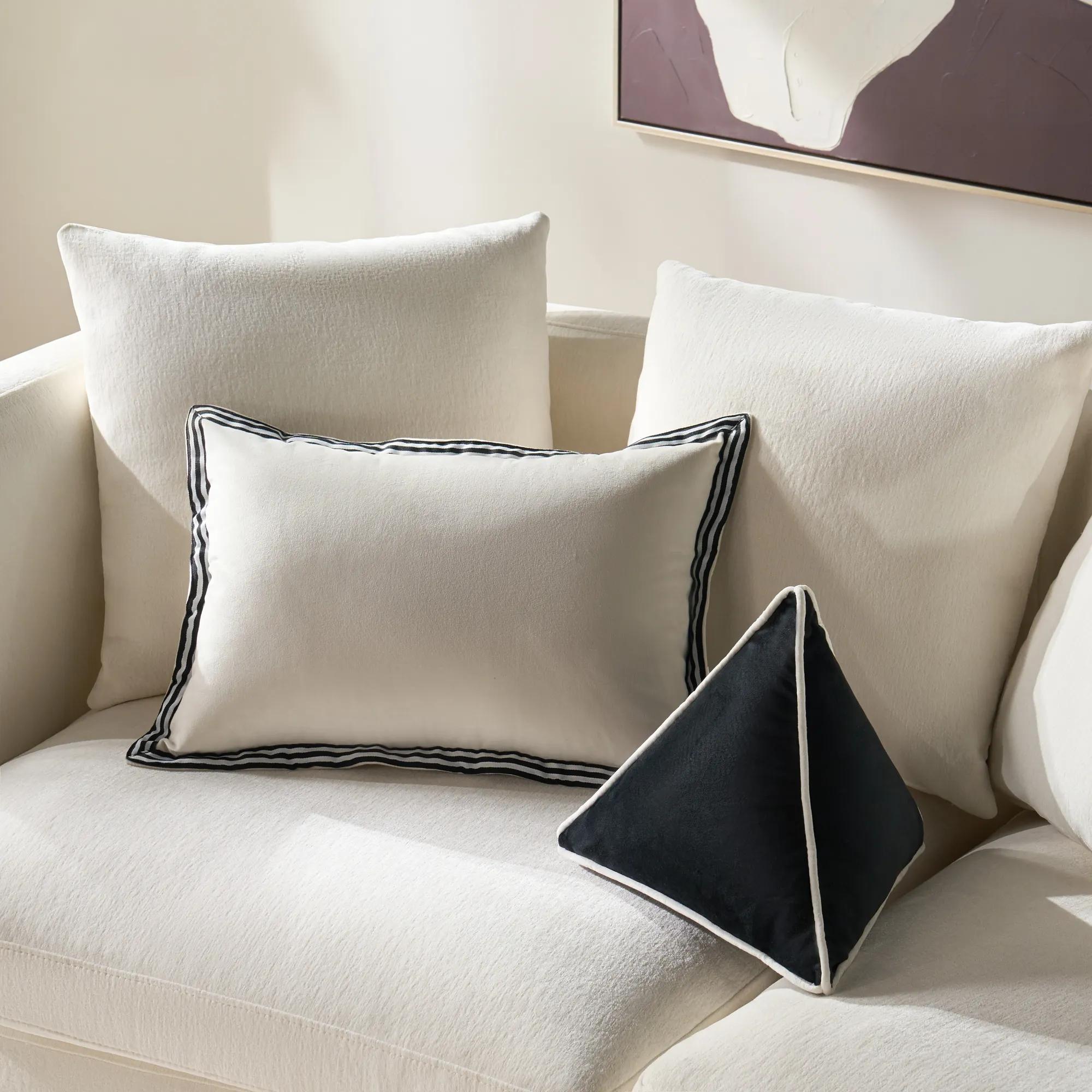 Trist Velvet Triangle Pillow 13" - Black/White