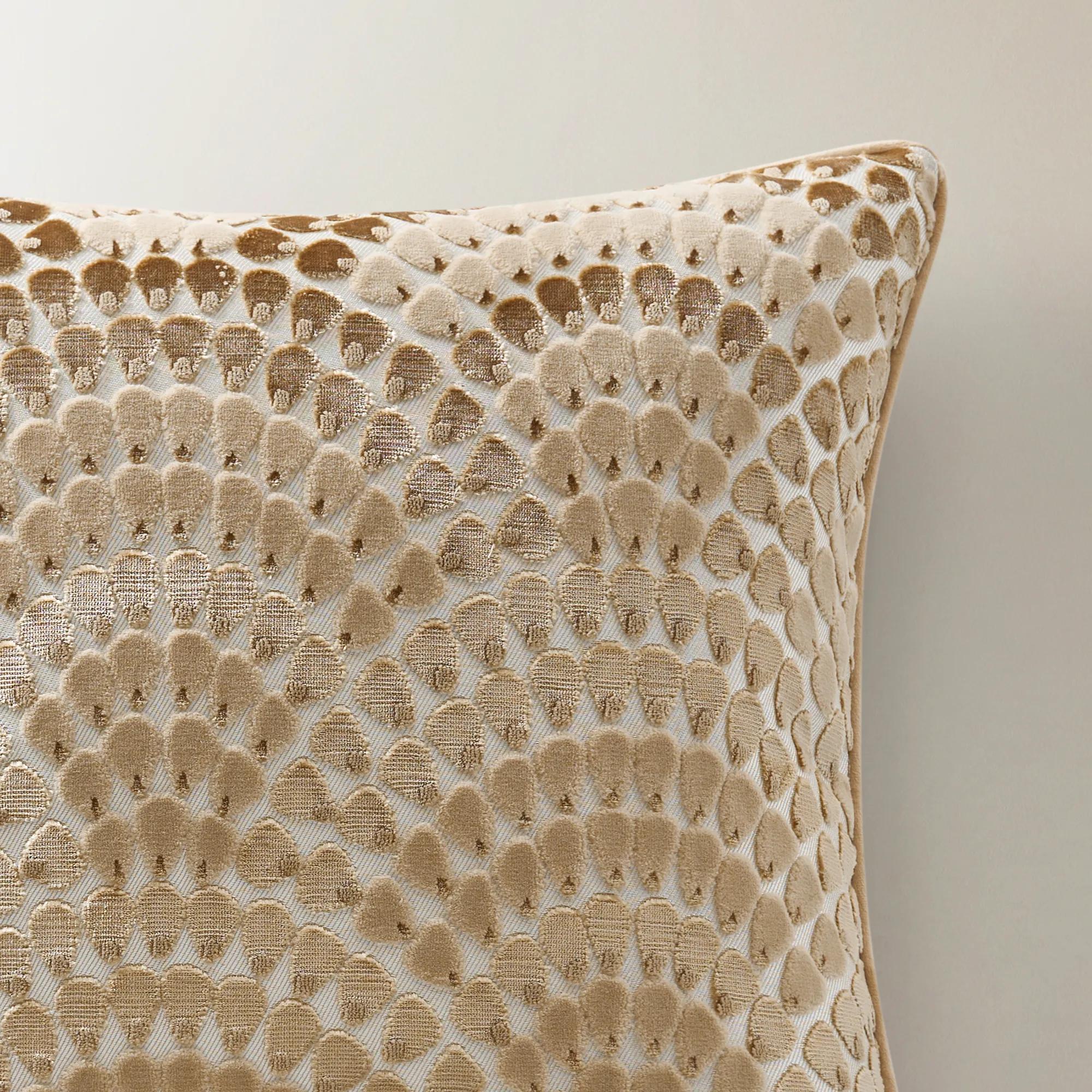 Déco Velvet Fan Pillow 22" - Gold/Blush