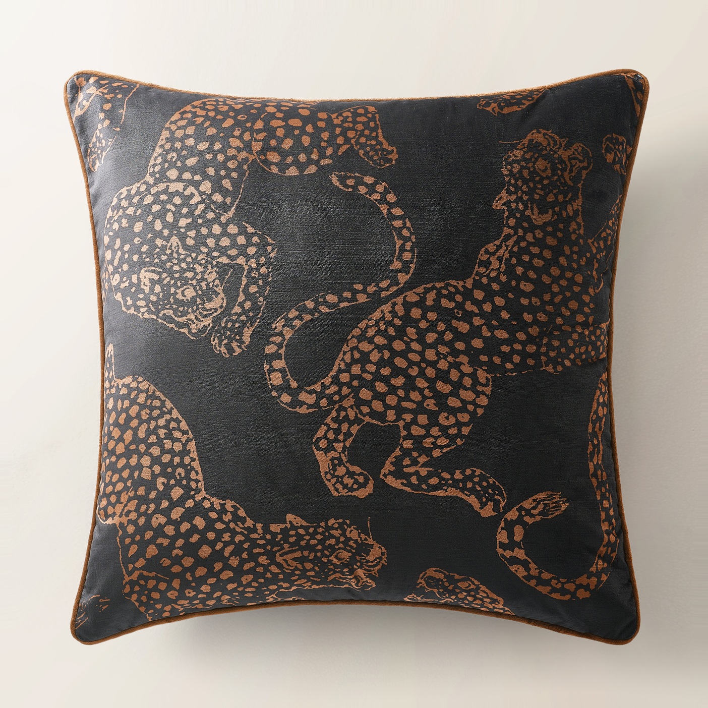 Leopardi Dual Side Pillow 22"- Black/Rust