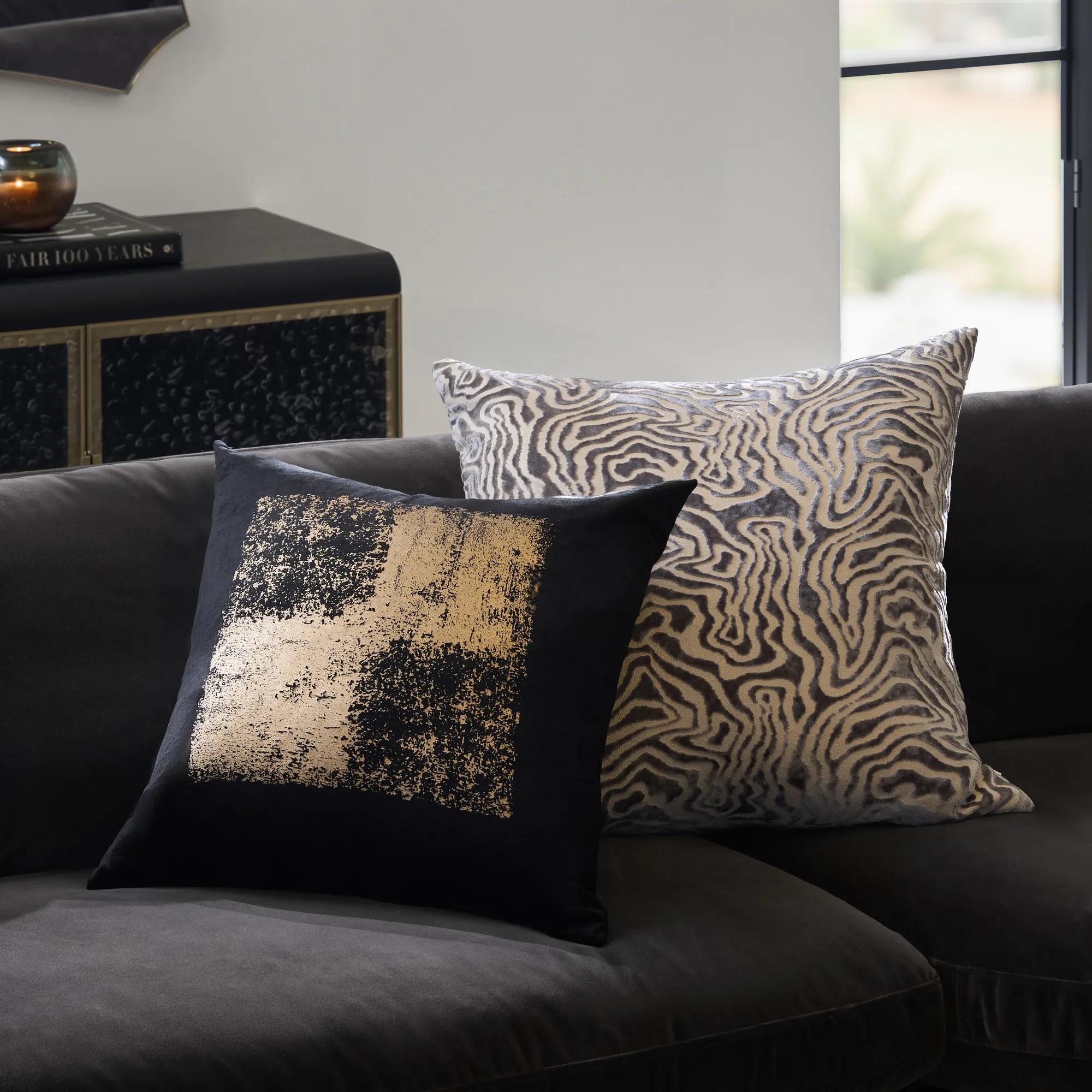 Amalia Metallic Checker Pillow 20" - Black/Gold