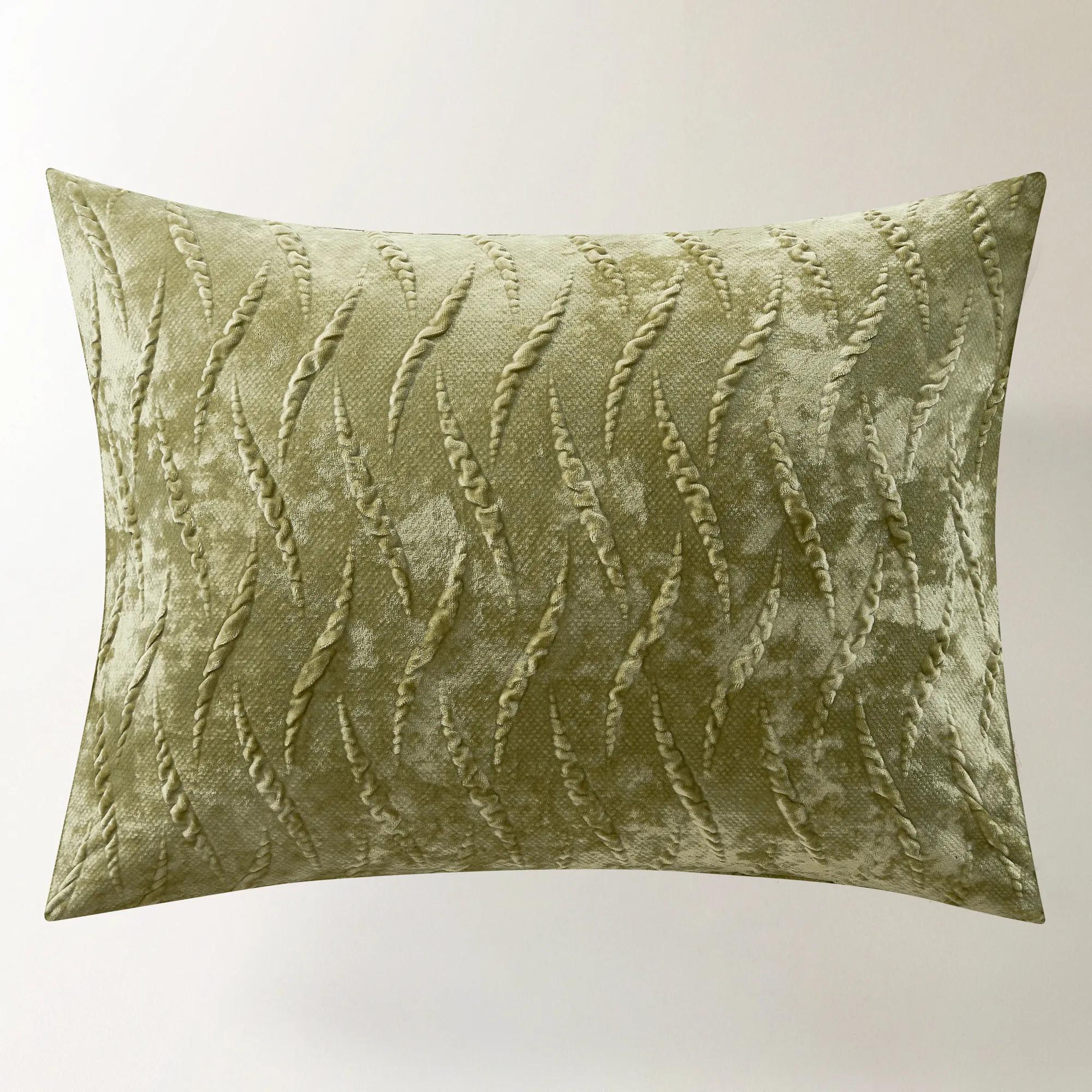 Eve Textured Velvet Quilt Set - Pistachio