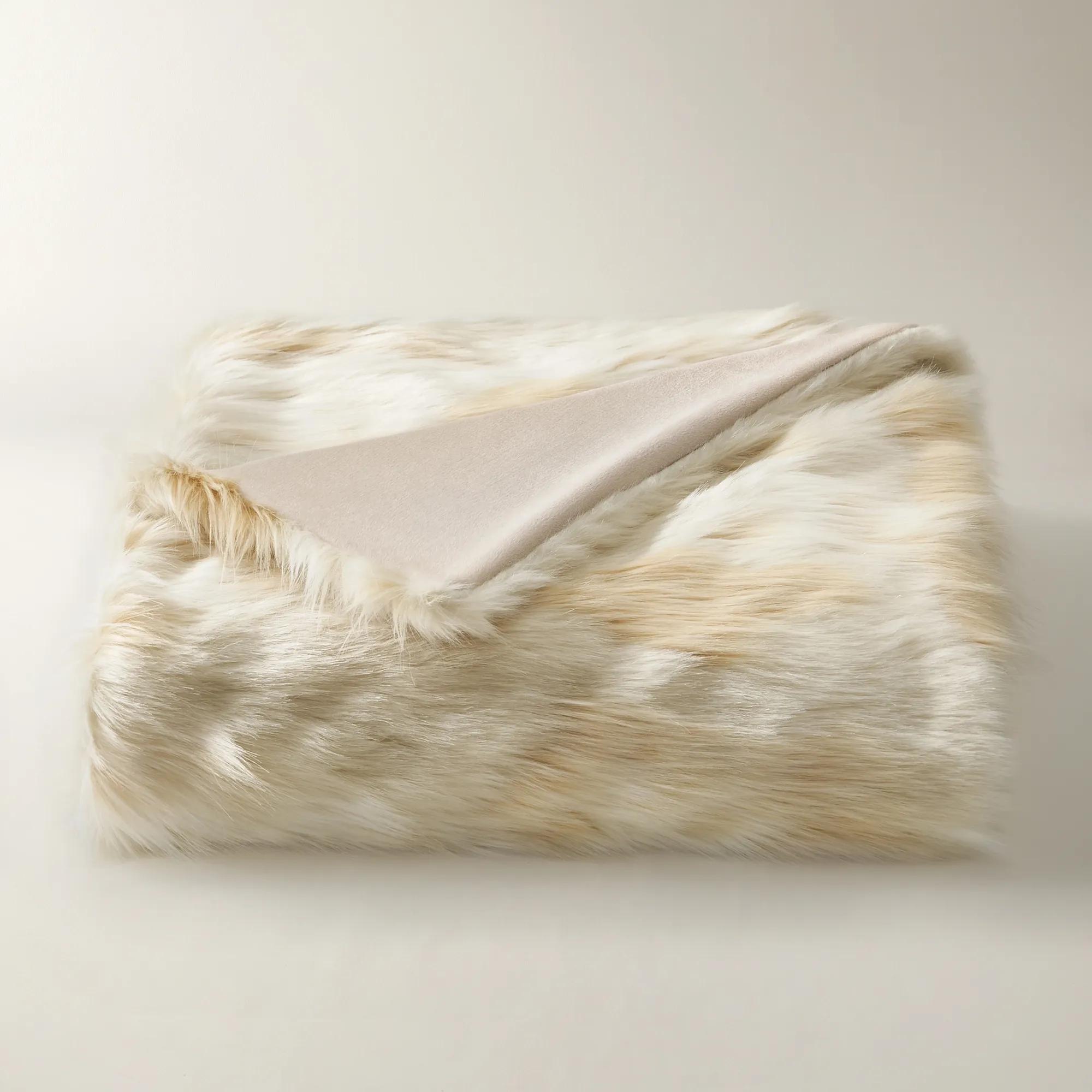 Edurn Spotted Throw 50" x 60"