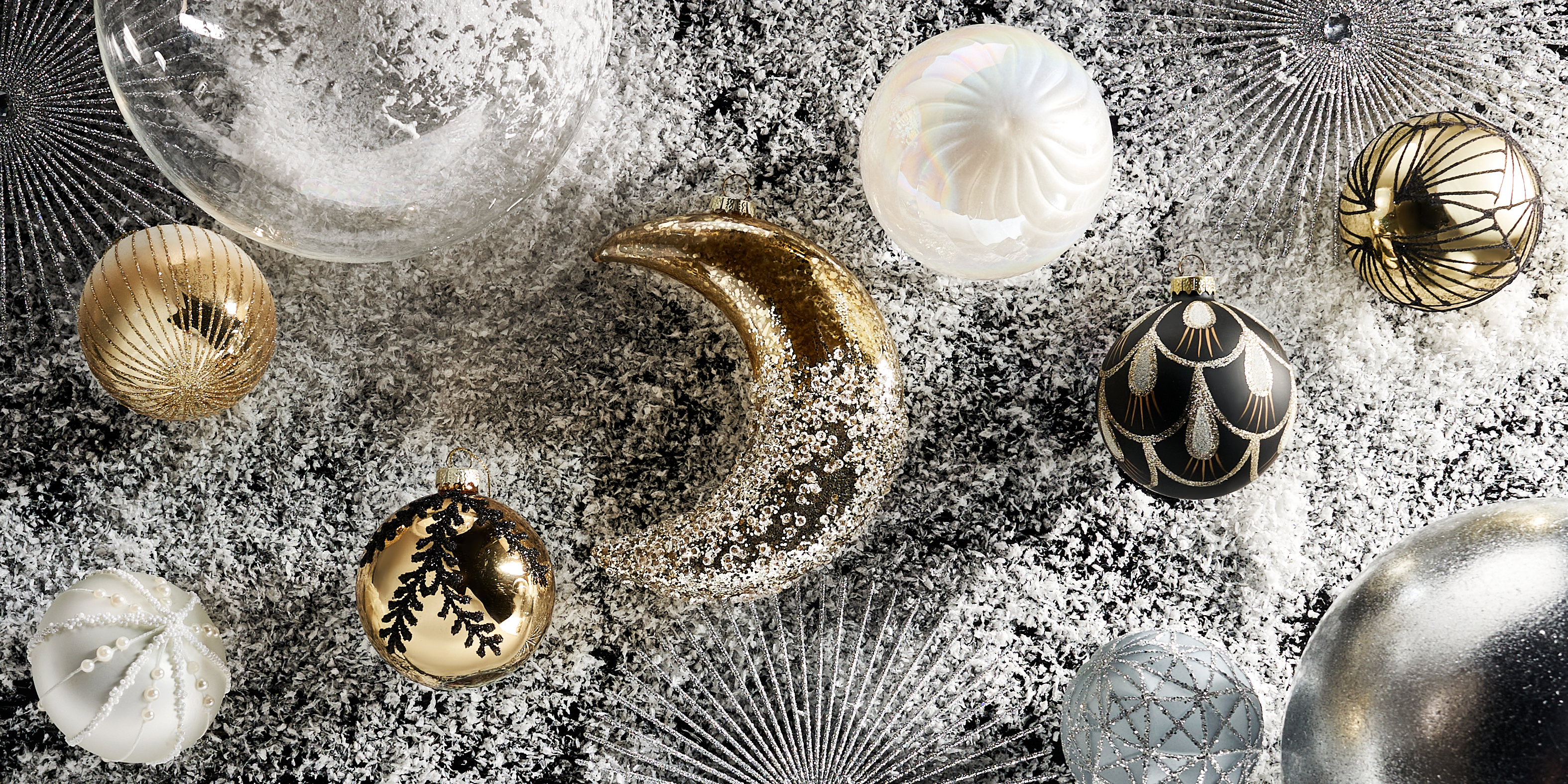 Balck Deco Ornament- Set of 4