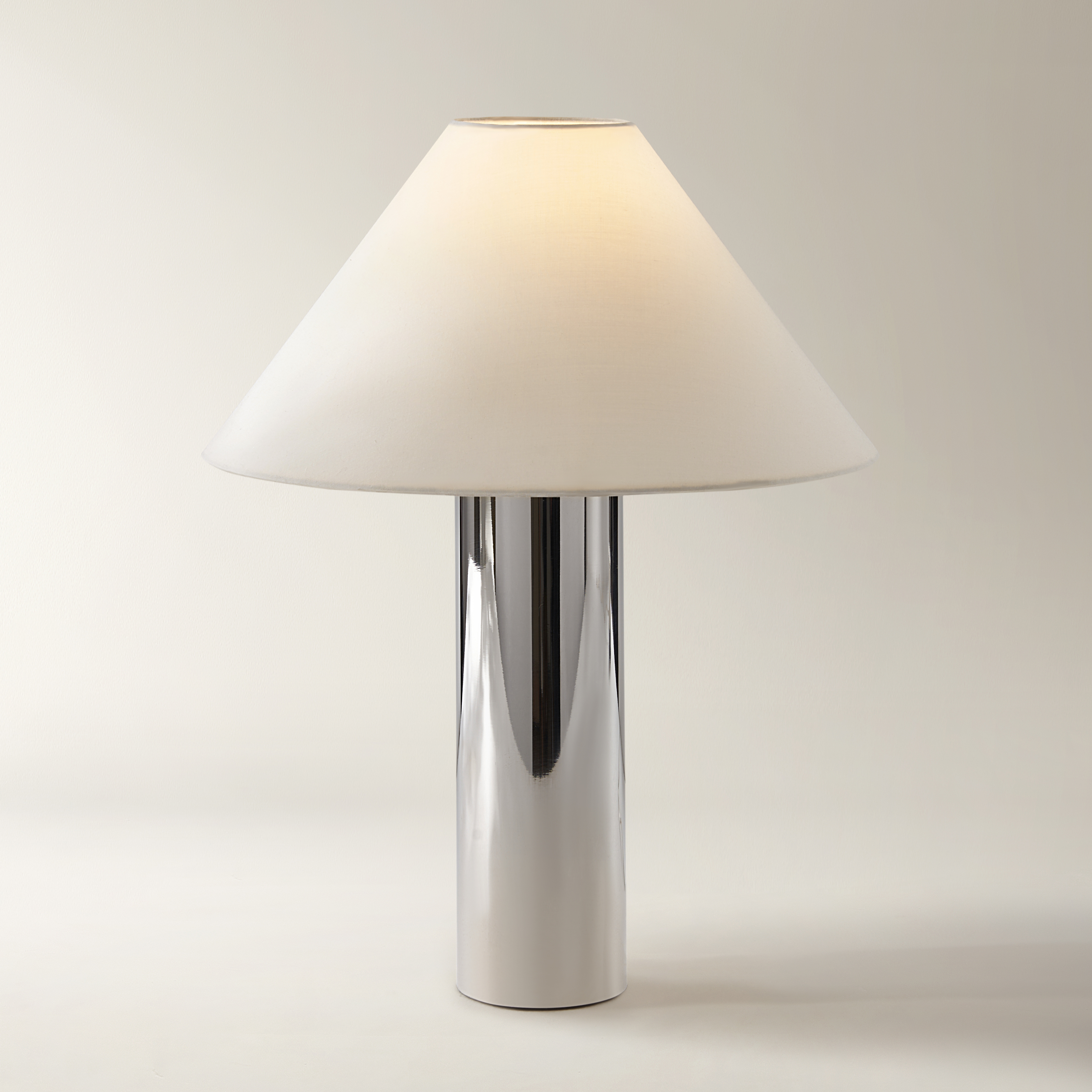Tova Table Lamp
