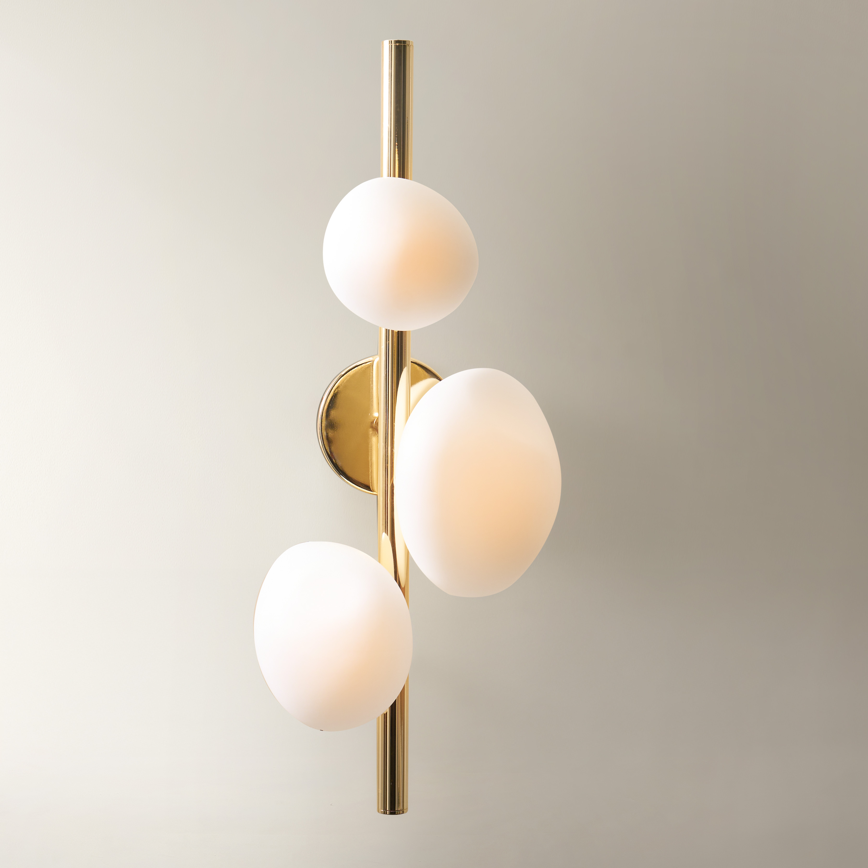 Radiante LED Globe Wall Sconce - Polished Gold
