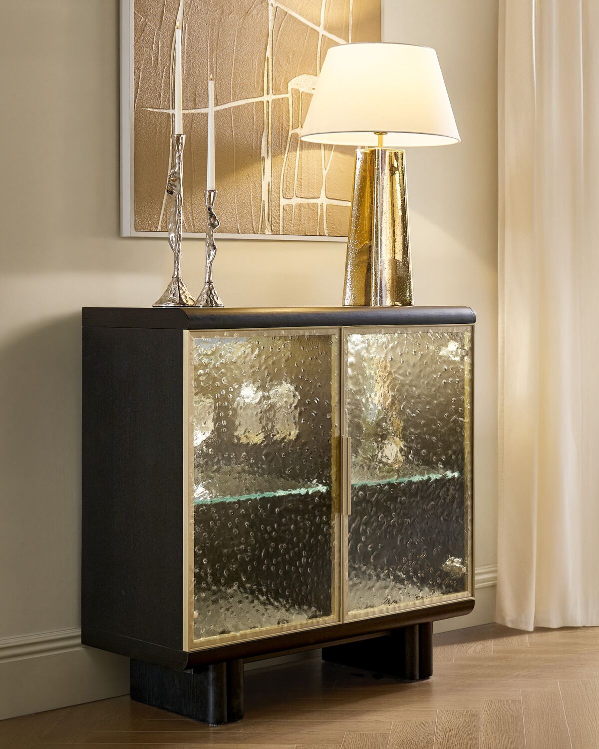 <p style='color:white'></p>