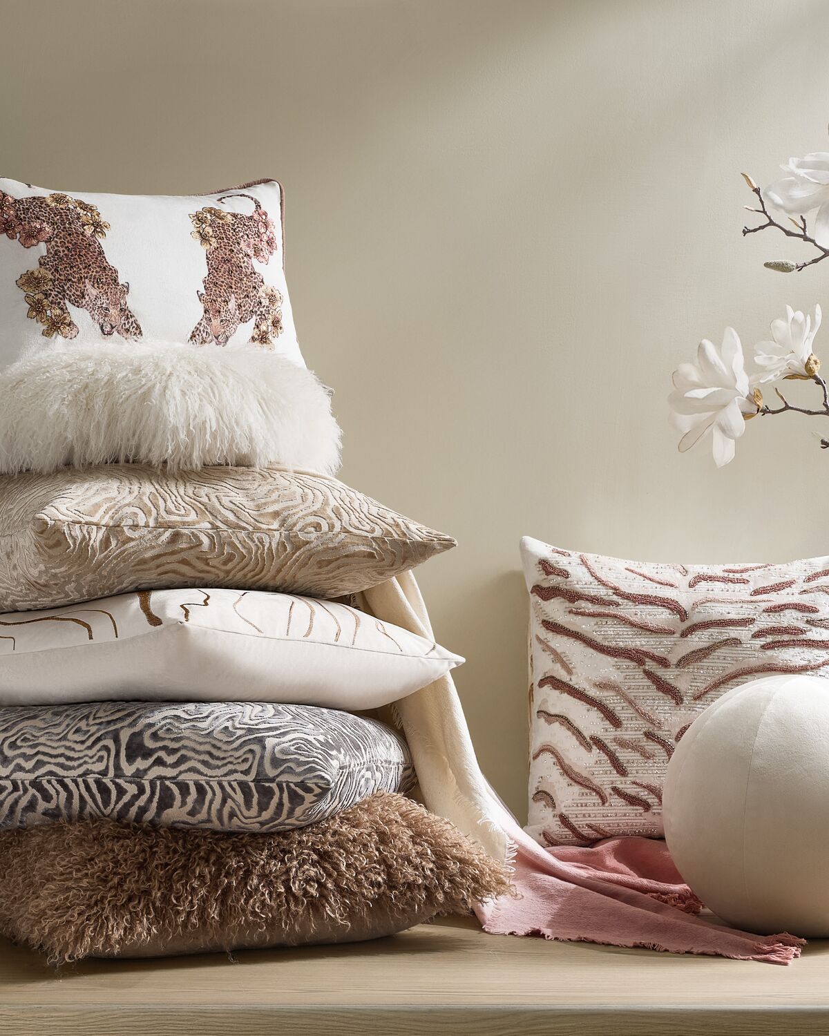 <p style='color:white'></p>