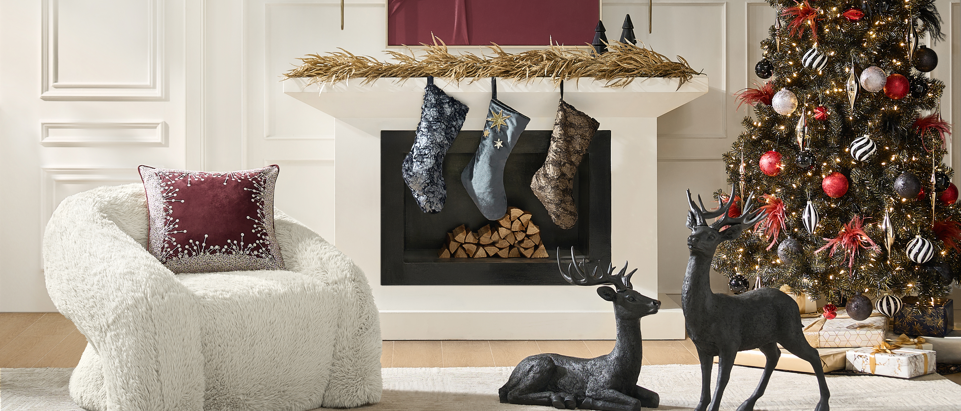 Celebrate the holidays with glamorous décor that shines bright.