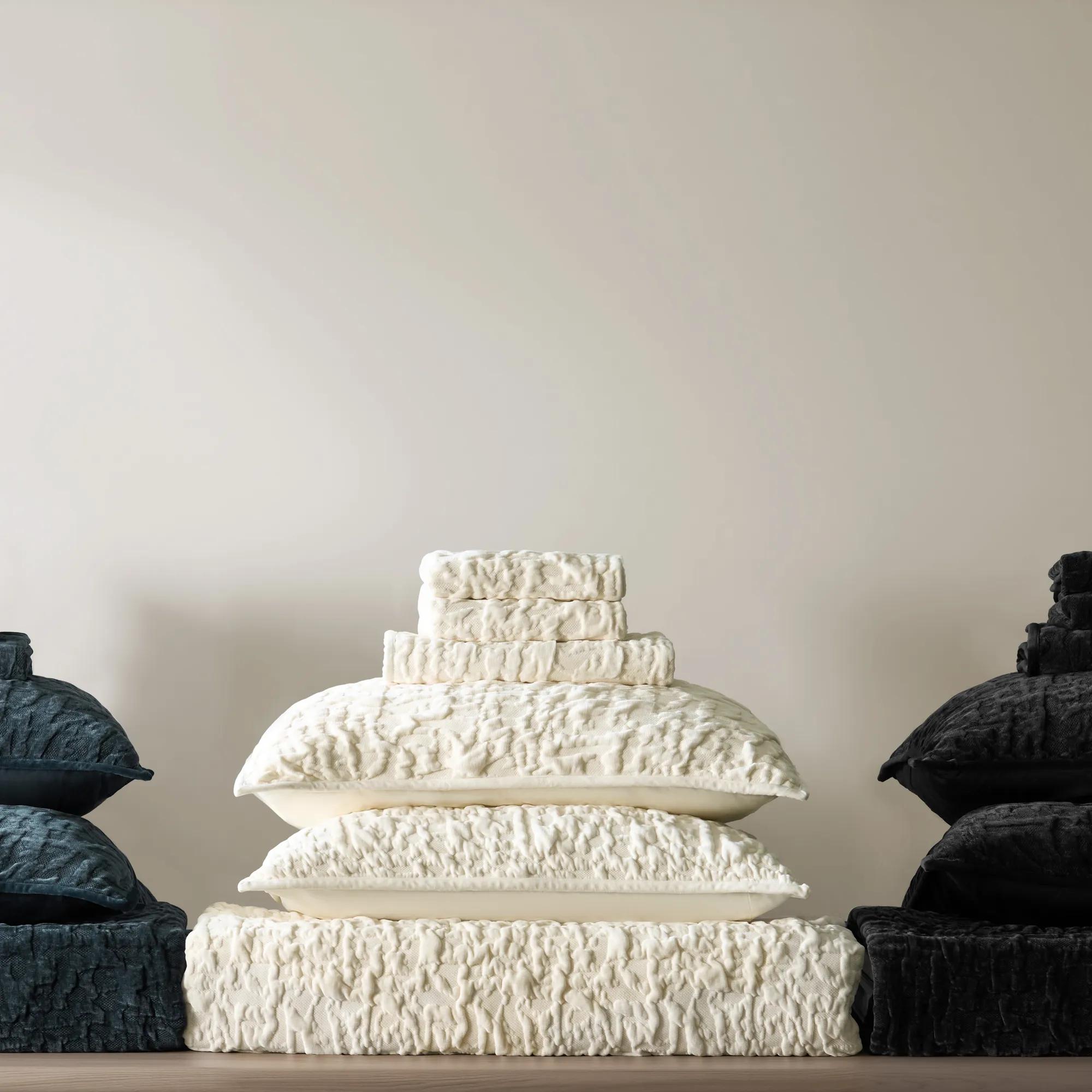 Madera Ivory Textured Velvet Bedding Set